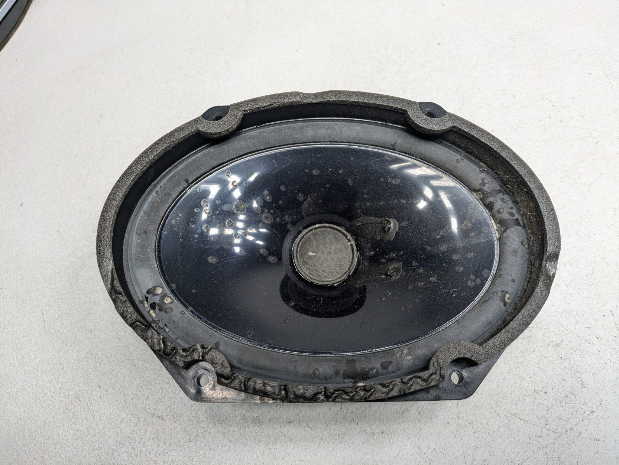 2009 - 2012 OEM FORD FLEX FRONT AND REAR SPEAKER SET ASSEMBLY