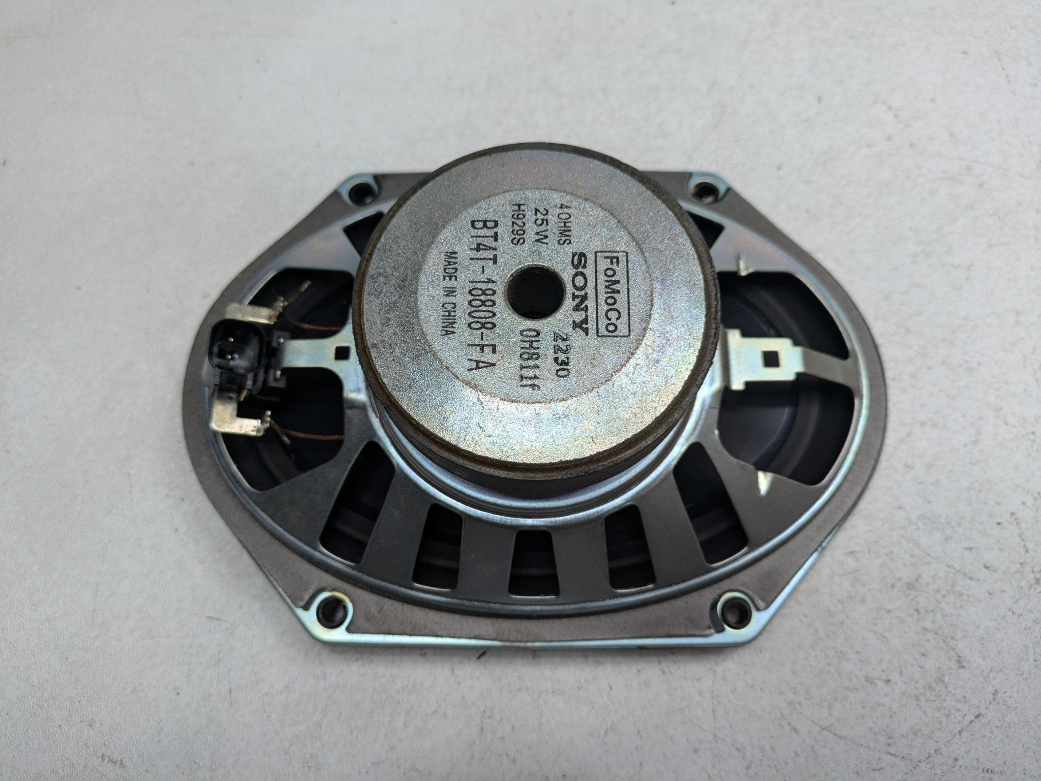 2009 - 2012 OEM FORD FLEX FRONT AND REAR SPEAKER SET ASSEMBLY