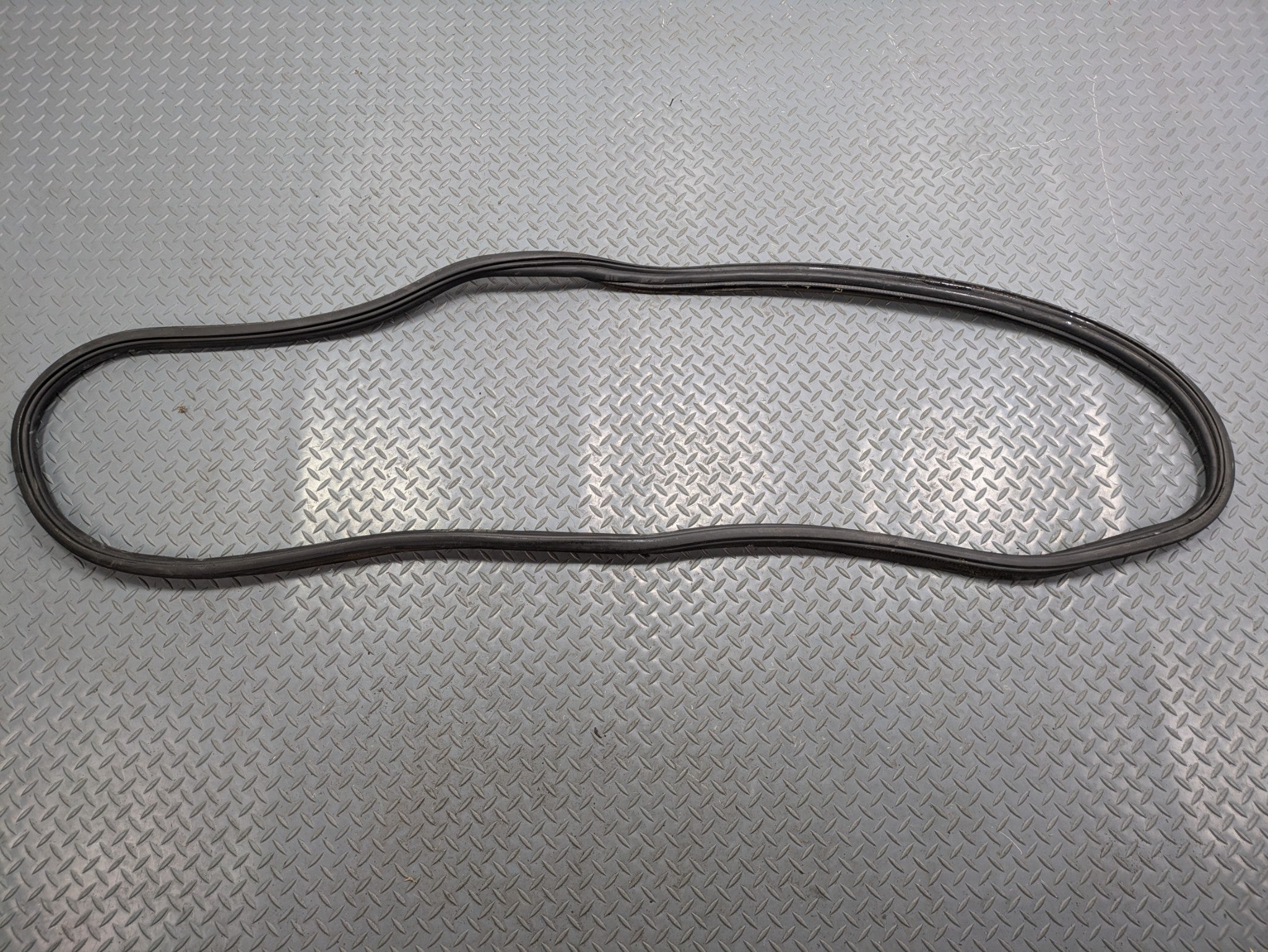 2009 - 2012 OEM FORD FLEX REAR TRUNK LIFTGATE DOOR SEAL WEATHERSTRIP RUBBER
