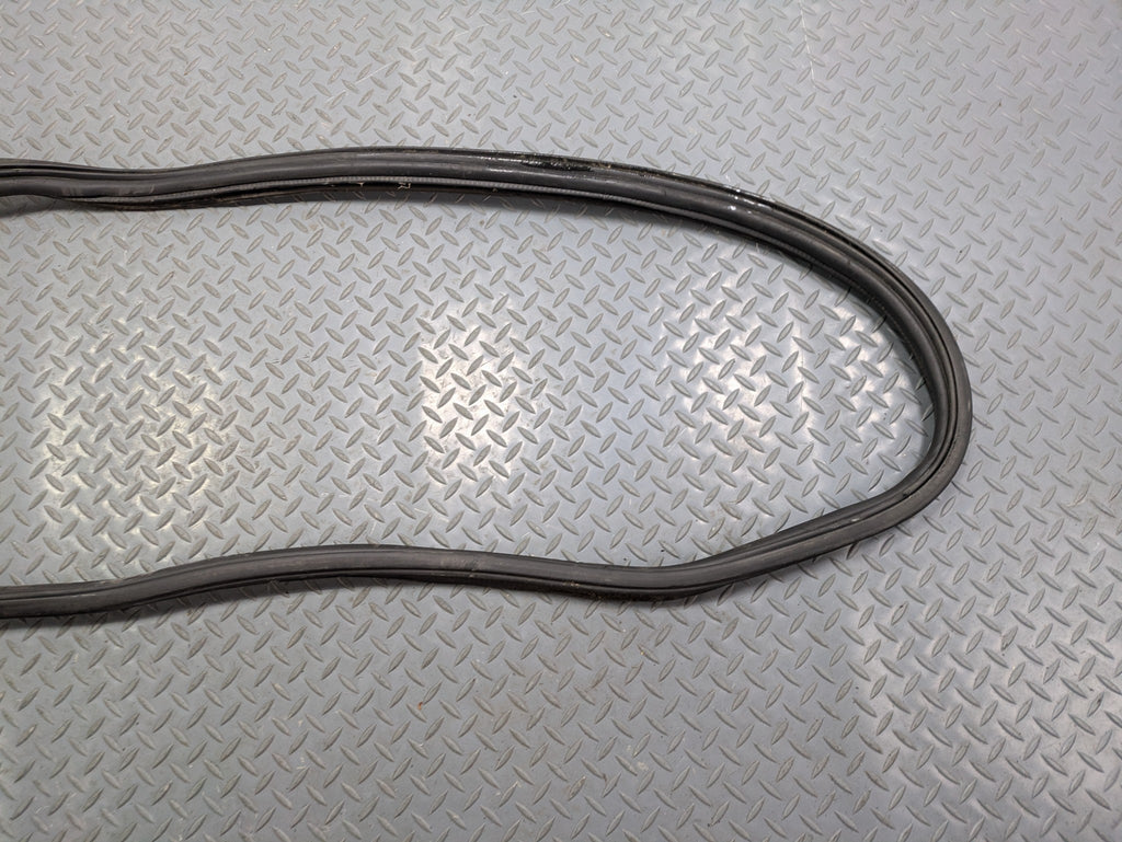 2009 - 2012 OEM FORD FLEX REAR TRUNK LIFTGATE DOOR SEAL WEATHERSTRIP RUBBER