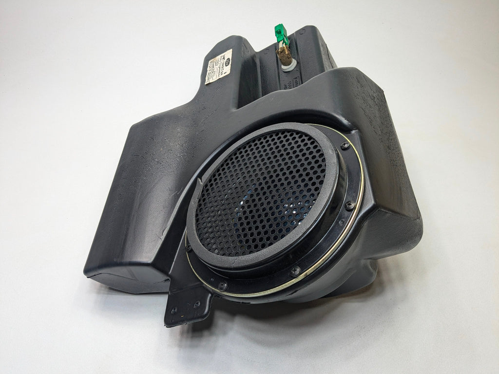 2009 - 2012 OEM FORD FLEX SUBWOOFER SPEAKER BOX ASSEMBLY