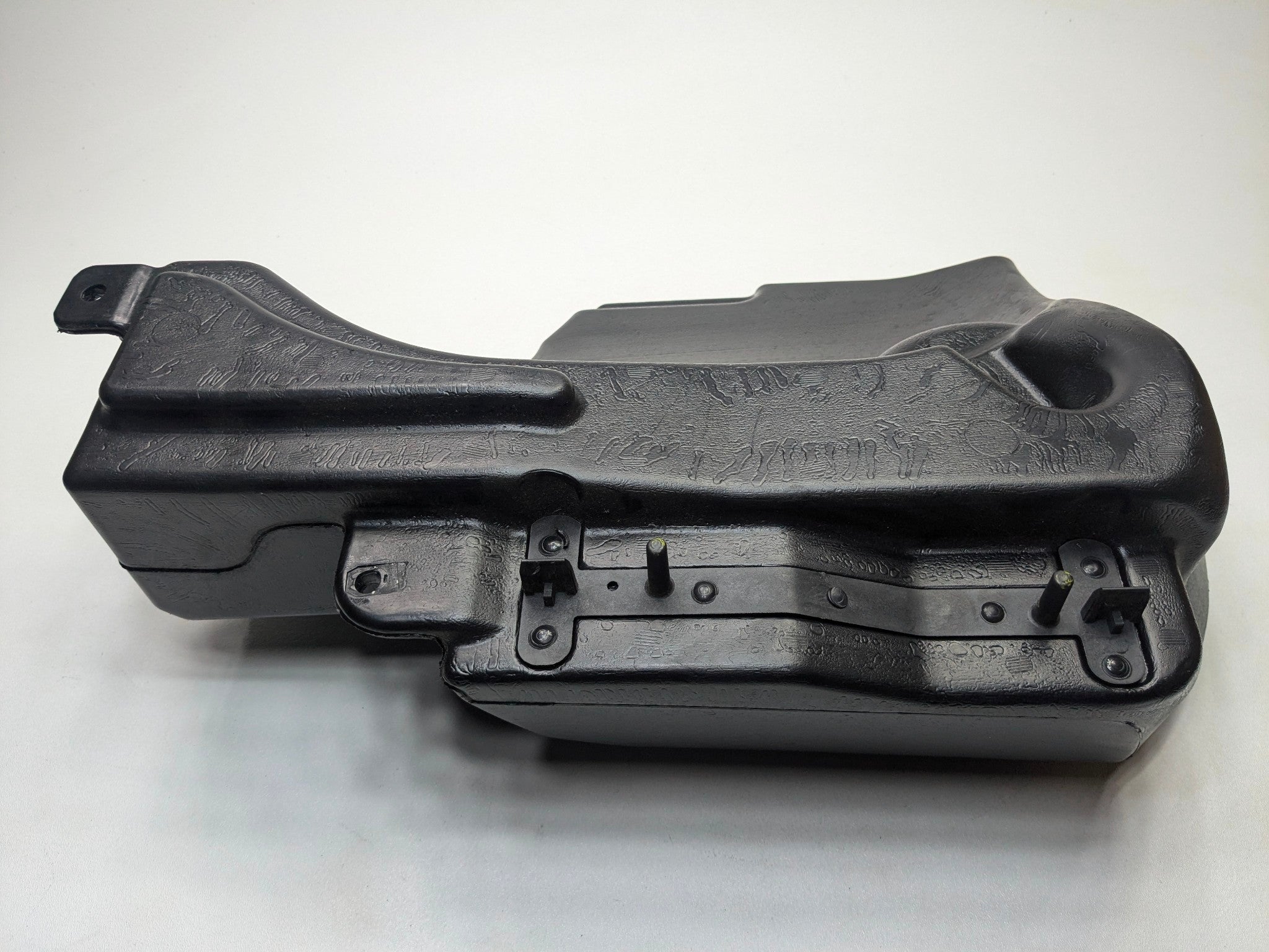 2009 - 2012 OEM FORD FLEX SUBWOOFER SPEAKER BOX ASSEMBLY