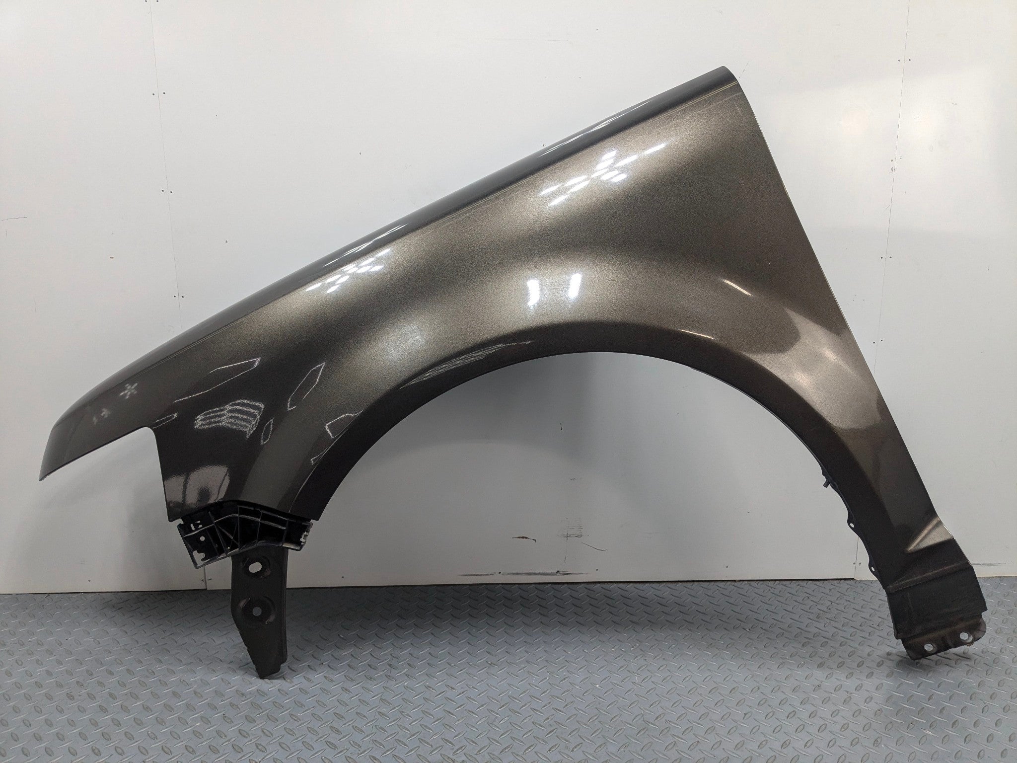 2009 - 2012 OEM FORD FLEX FRONT LEFT DRIVER SIDE FENDER COVER PANEL