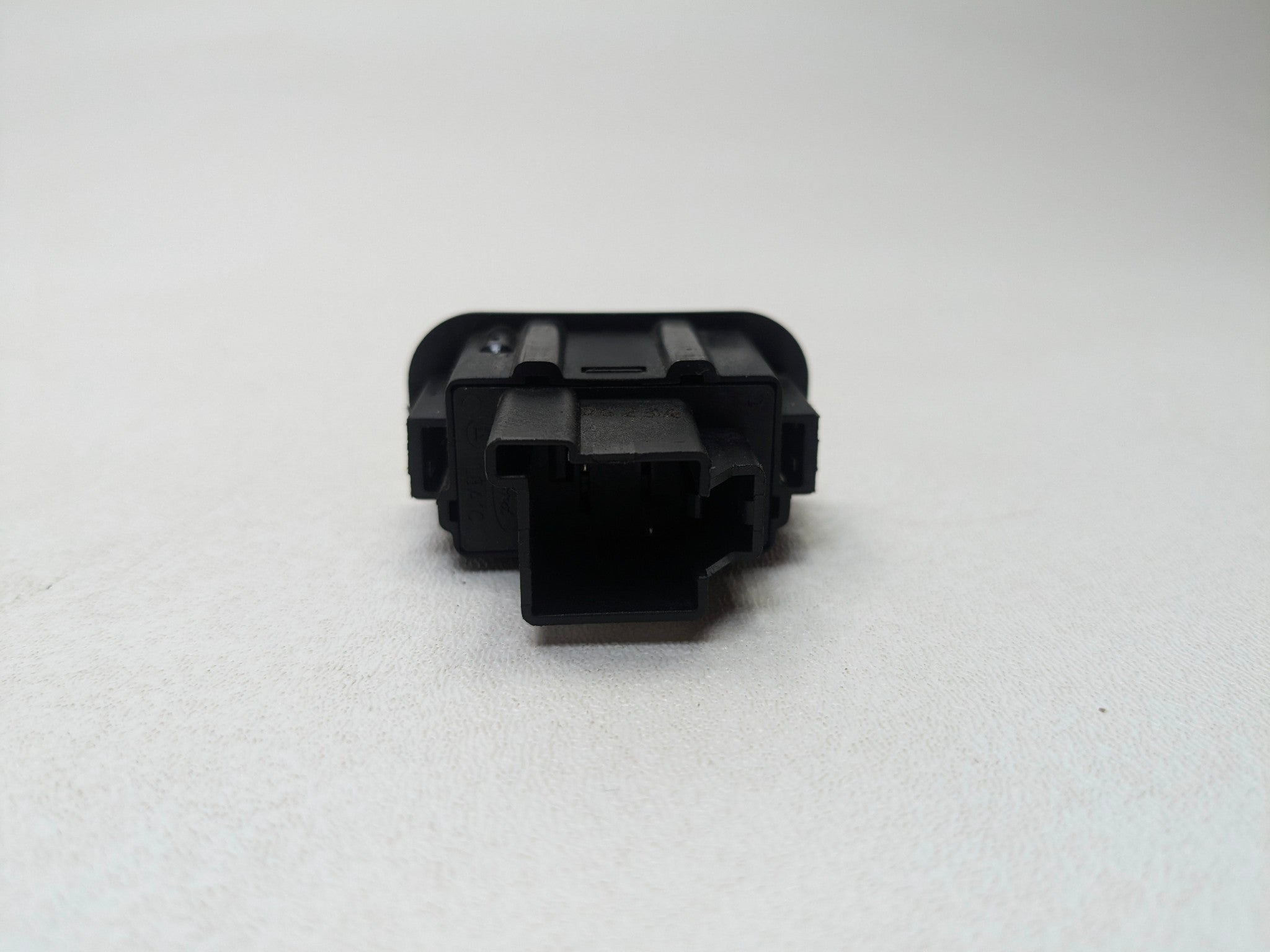 2009 - 2012 OEM FORD FLEX REAR LEFT SIDE SEAT RELEASE SWITCH FOR 2ND ROW