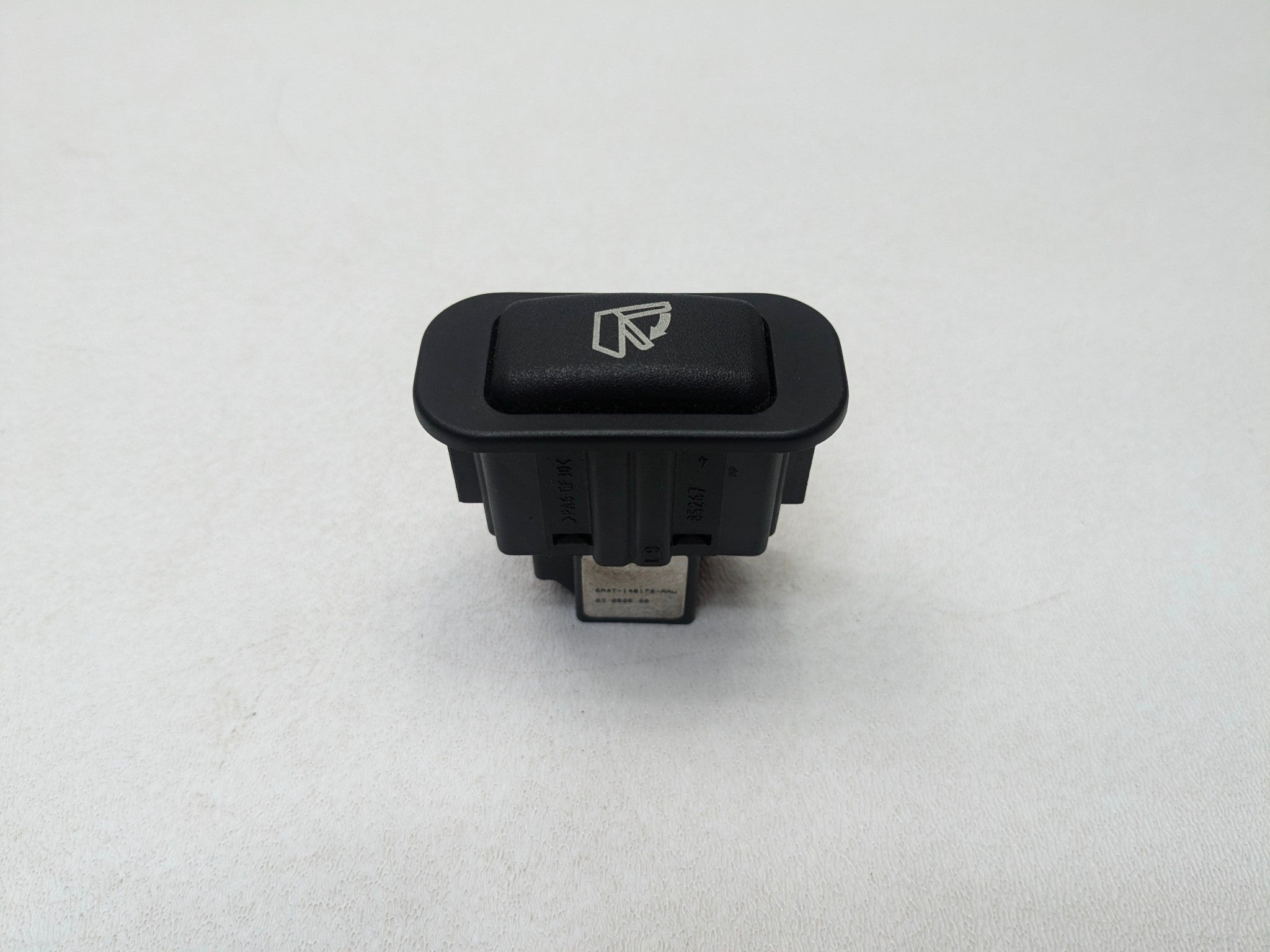 2009 - 2012 OEM FORD FLEX REAR LEFT SIDE SEAT RELEASE SWITCH FOR 2ND ROW