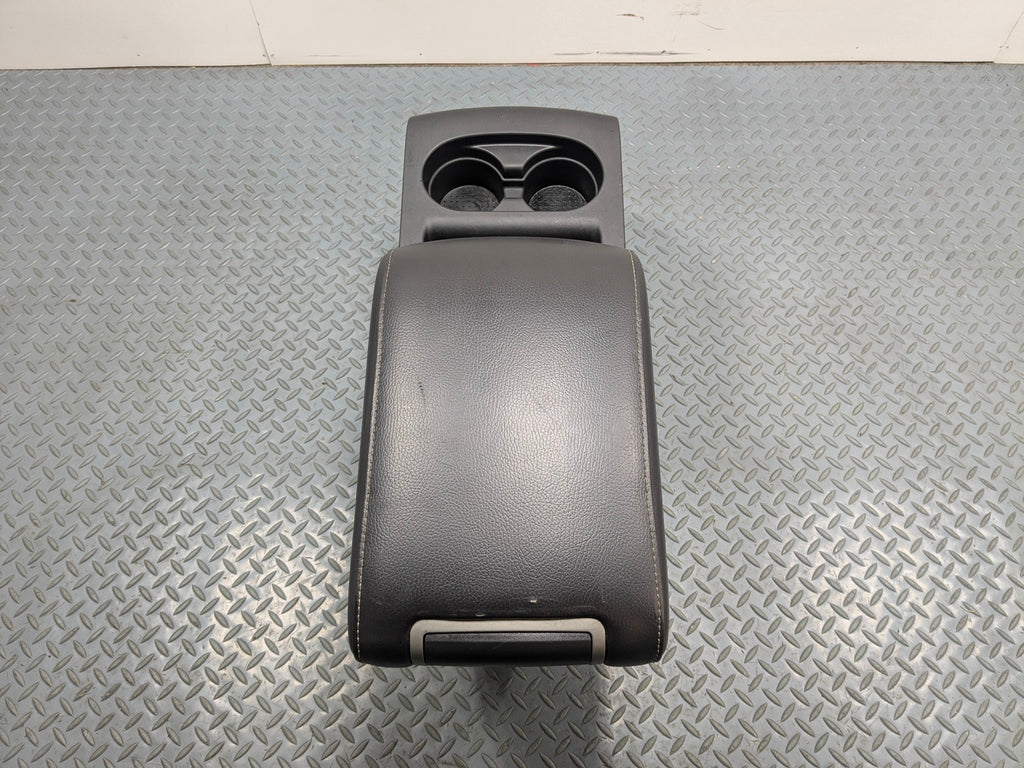 2009 - 2012 OEM FORD FLEX REAR 2ND ROW CENTER CONSOLE ARMREST CUP HOLDER FRIDGE