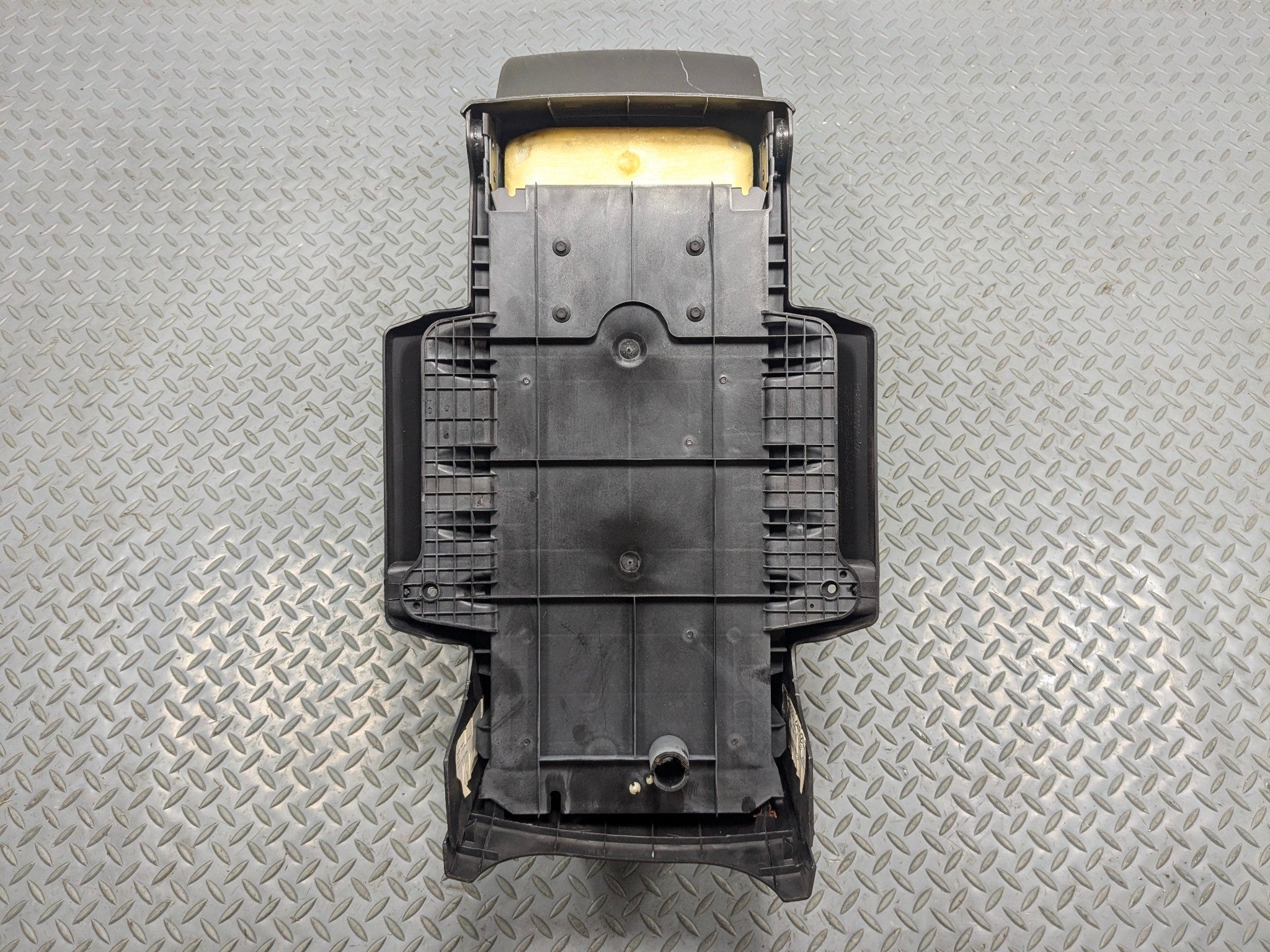 2009 - 2012 OEM FORD FLEX REAR 2ND ROW CENTER CONSOLE ARMREST CUP HOLDER FRIDGE