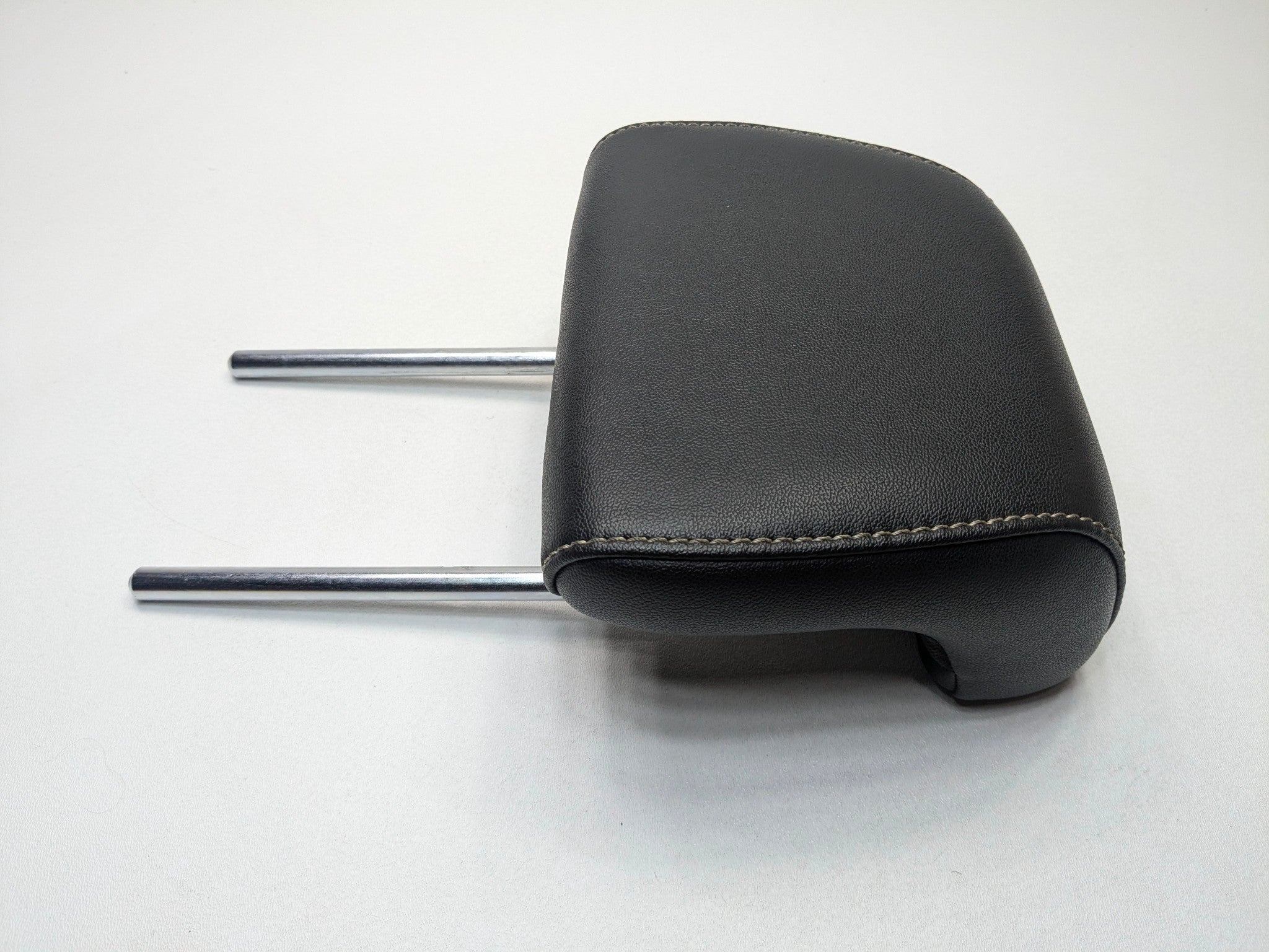 2009 - 2012 OEM FORD FLEX 2ND ROW LEFT DRIVER SIDE HEADREST BLACK