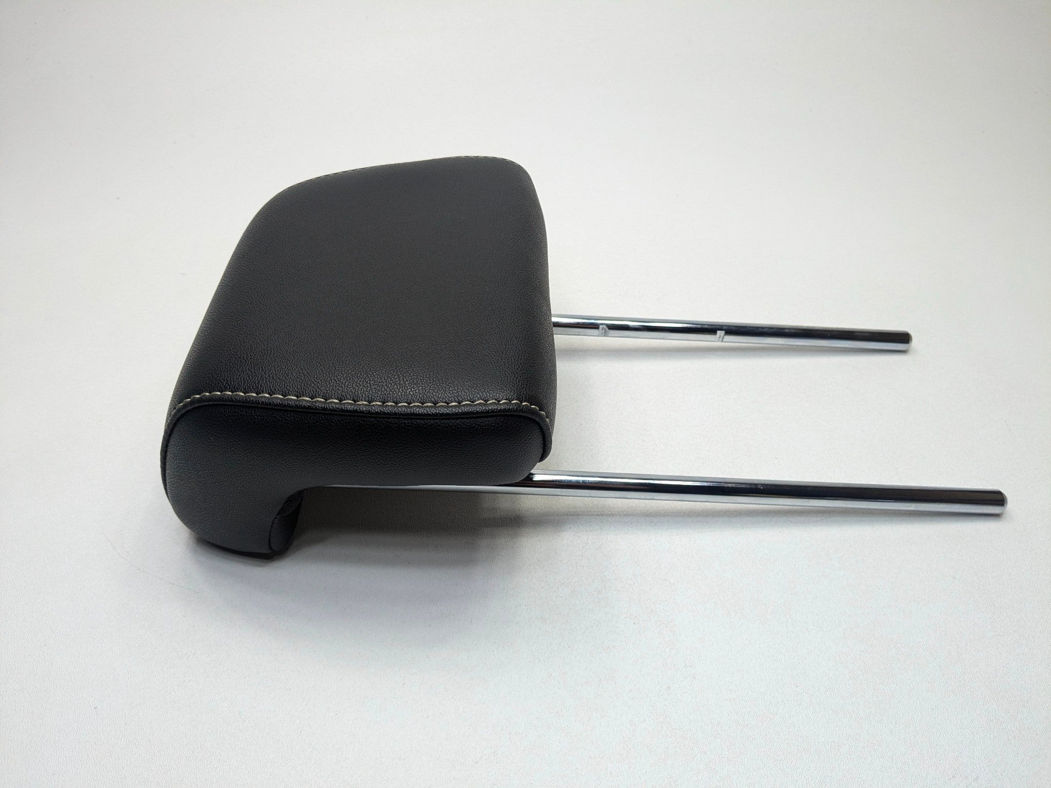 2009 - 2012 OEM FORD FLEX REAR 3RD ROW HEADREST BLACK LEATHER