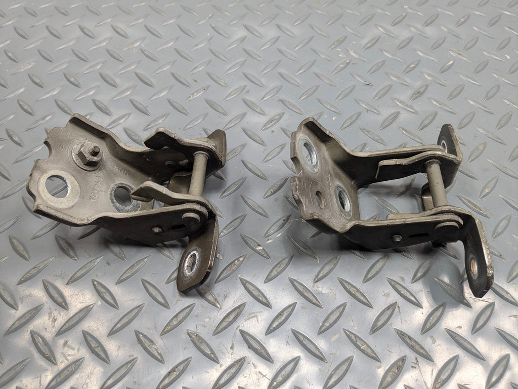 2009 - 2012 OEM FORD FLEX FRONT LEFT DRIVER SIDE DOOR HINGE SET UPPER AND LOWER