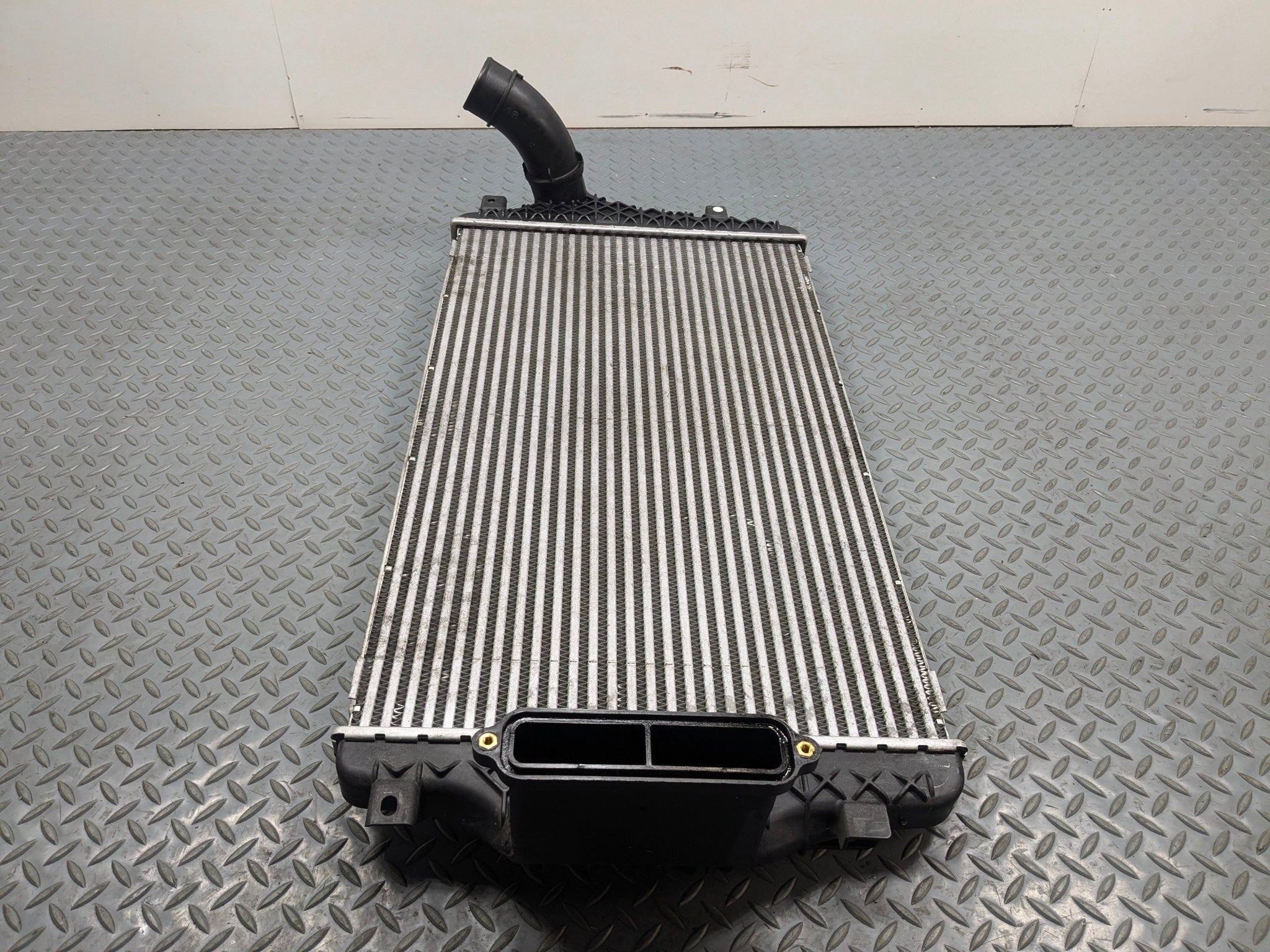 2009 - 2012 OEM FORD FLEX INTERCOOLER RADIATOR ASSEMBLY