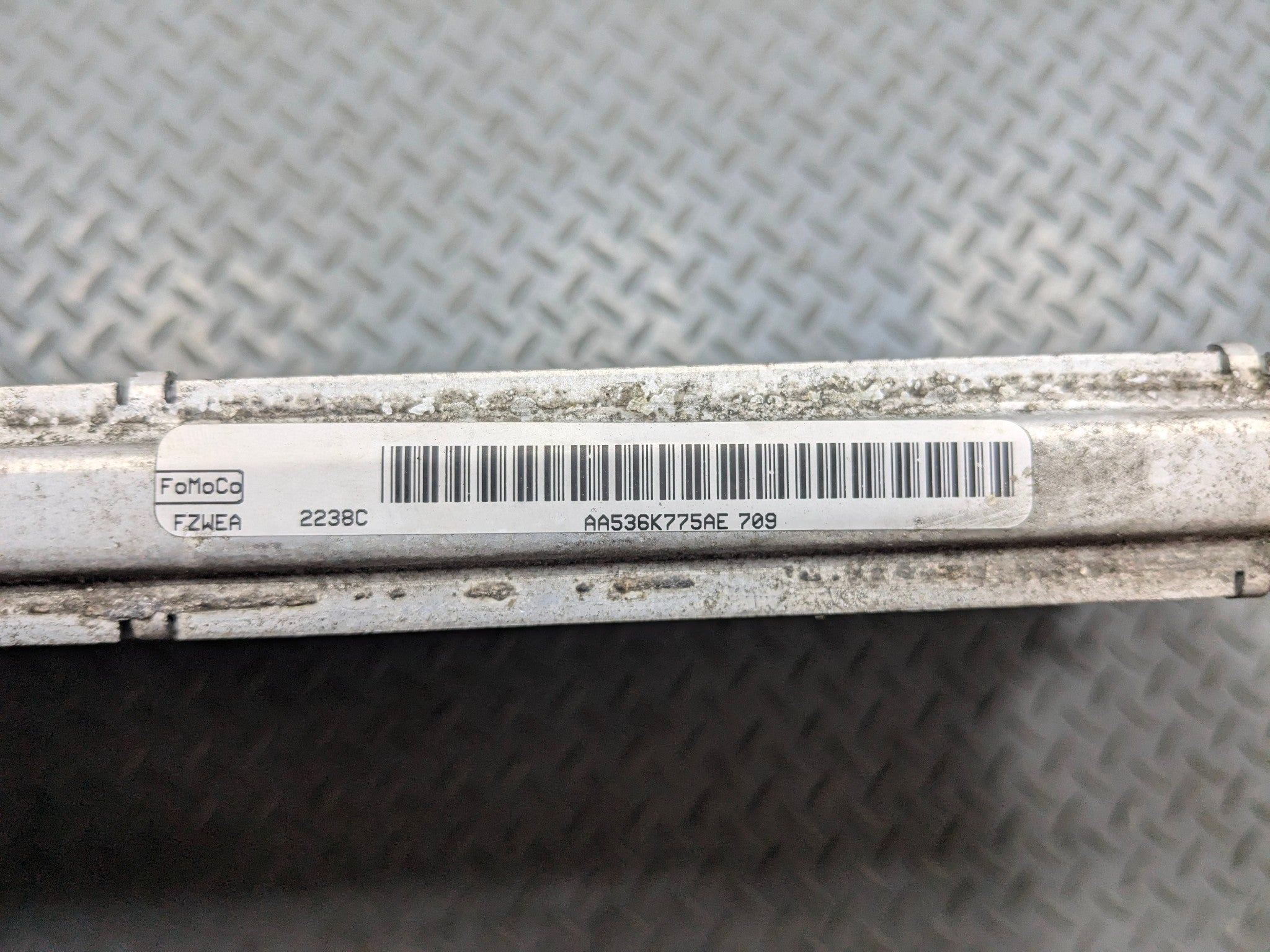 2009 - 2012 OEM FORD FLEX INTERCOOLER RADIATOR ASSEMBLY