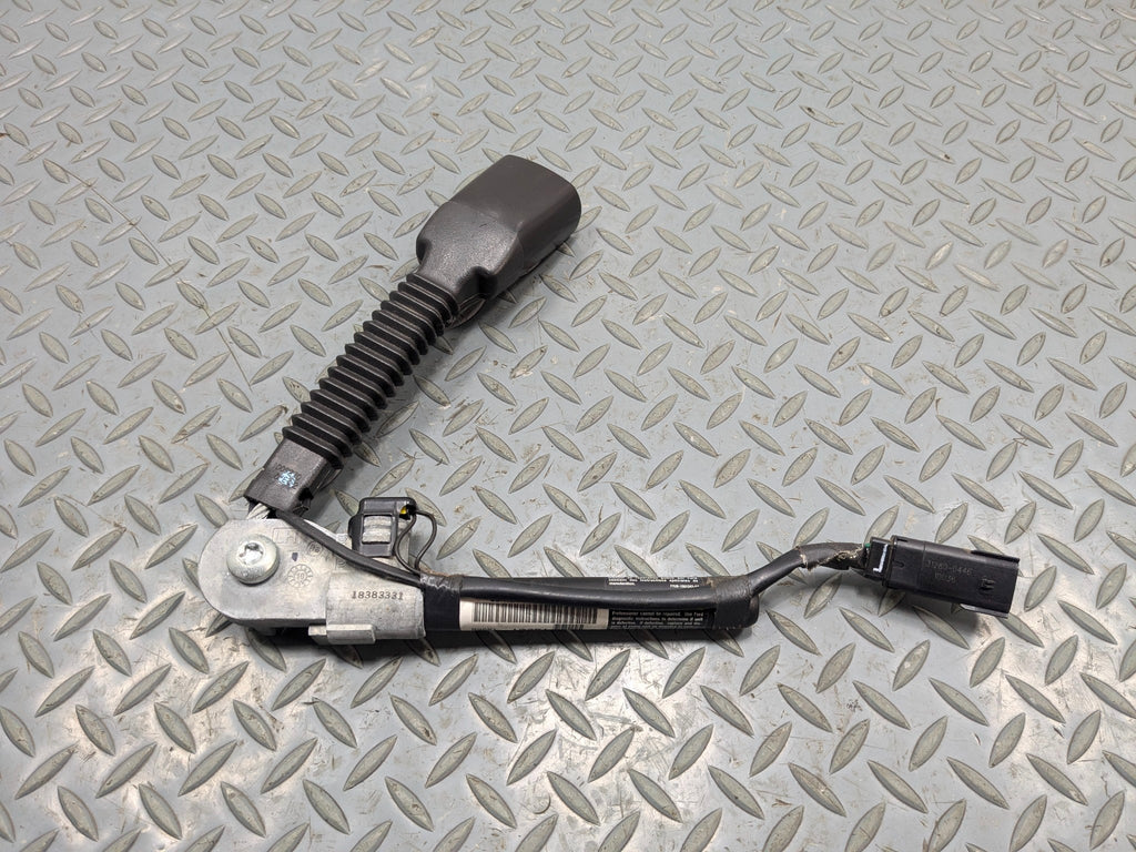 2009 - 2012 OEM FORD FLEX FRONT RIGHT SIDE SEAT BELT CLIP BUCKLE ASSEMBLY