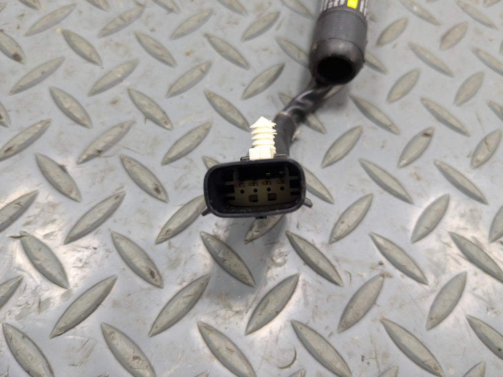 2009 - 2012 OEM FORD FLEX FRONT RIGHT SIDE SEAT BELT CLIP BUCKLE ASSEMBLY