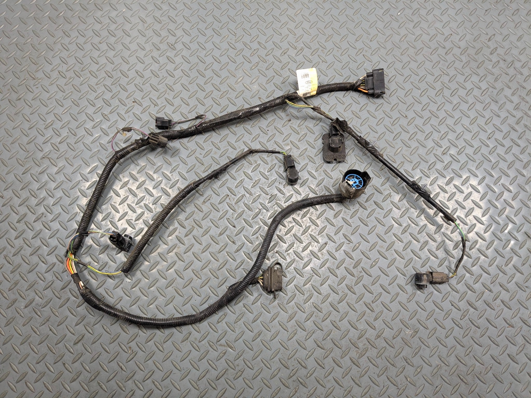 2009 - 2012 OEM FORD FLEX REAR BUMPER WIRE HARNESS WITH PARK ASSIST SENSORS