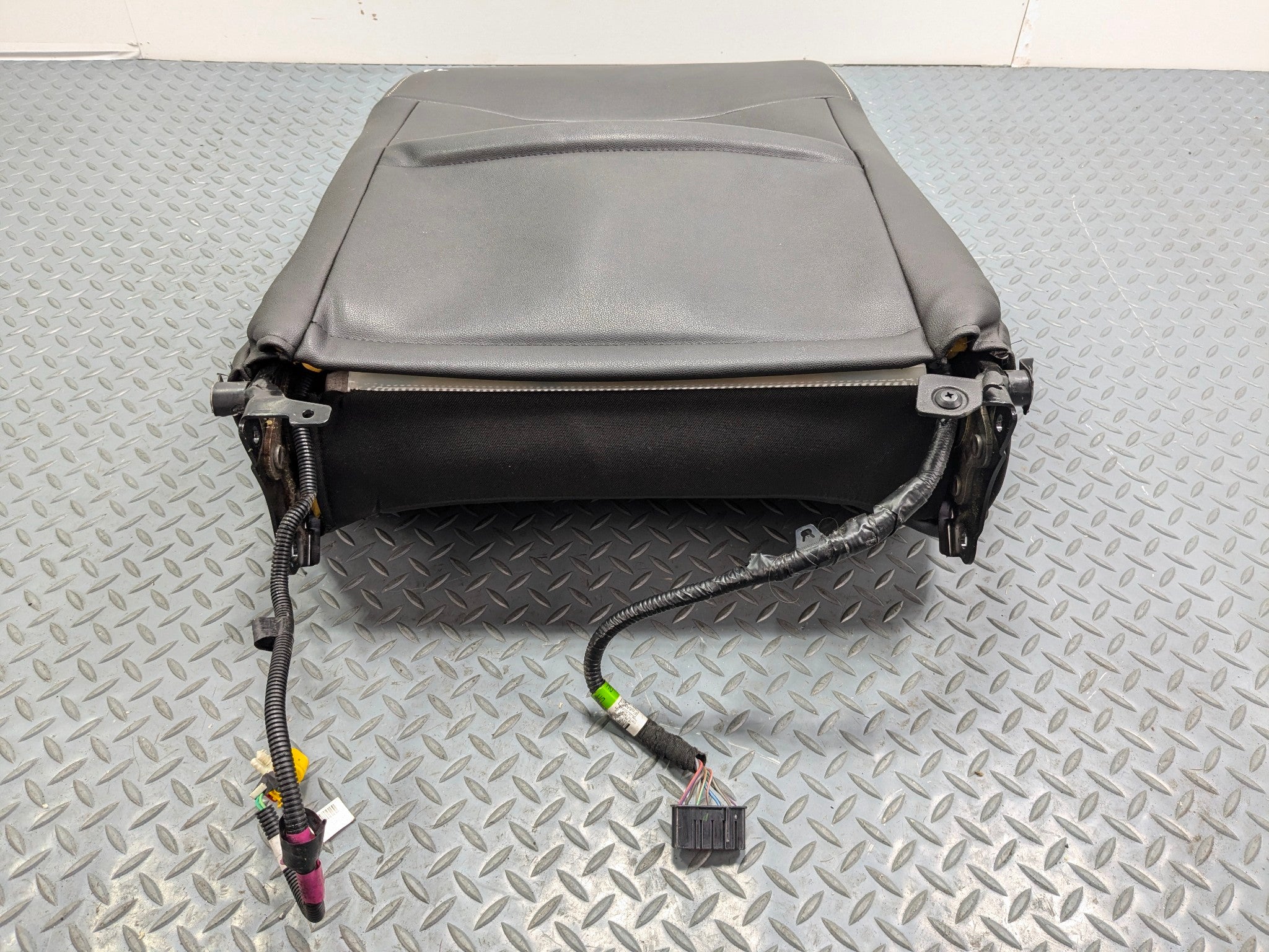 09 - 12 OEM FORD FLEX FRONT LEFT DRIVER SIDE UPPER SEAT CUSHION LEATHER BLACK