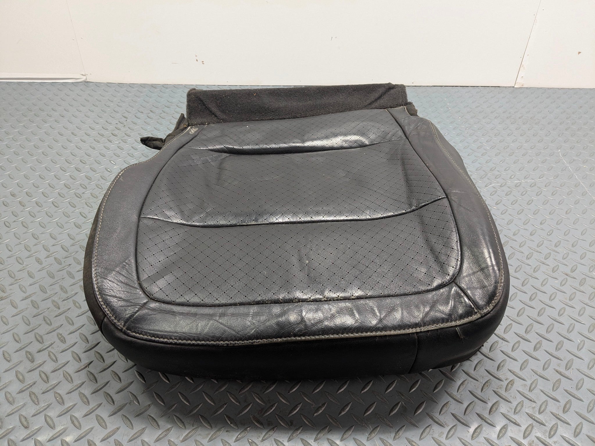 09 - 12 OEM FORD FLEX FRONT LEFT DRIVER SIDE LOWER SEAT CUSHION LEATHER BLACK