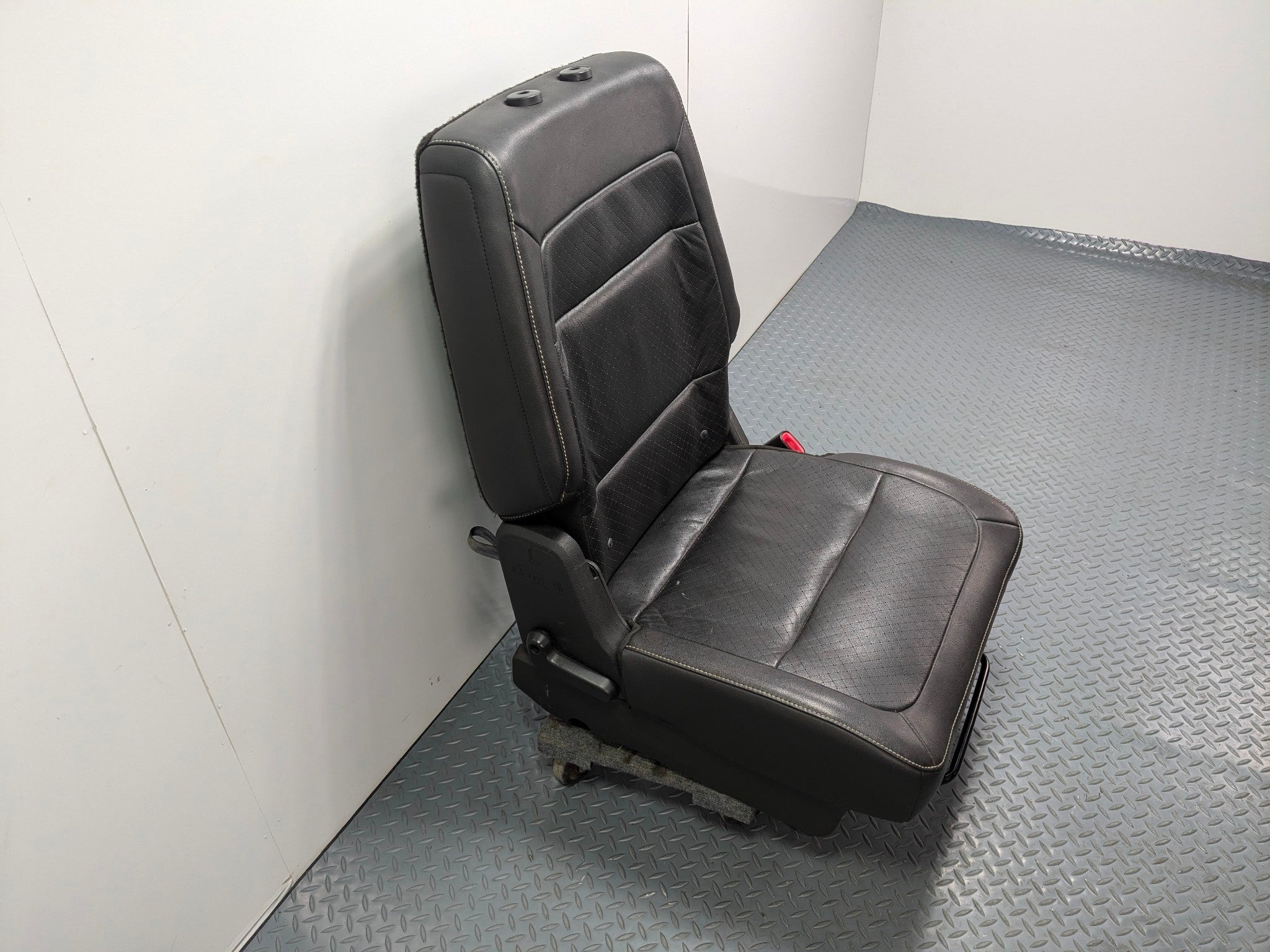 2009 - 2012 OEM FORD FLEX REAR RIGHT SIDE 2ND ROW SEAT ASSEMBLY LEATHER BLACK