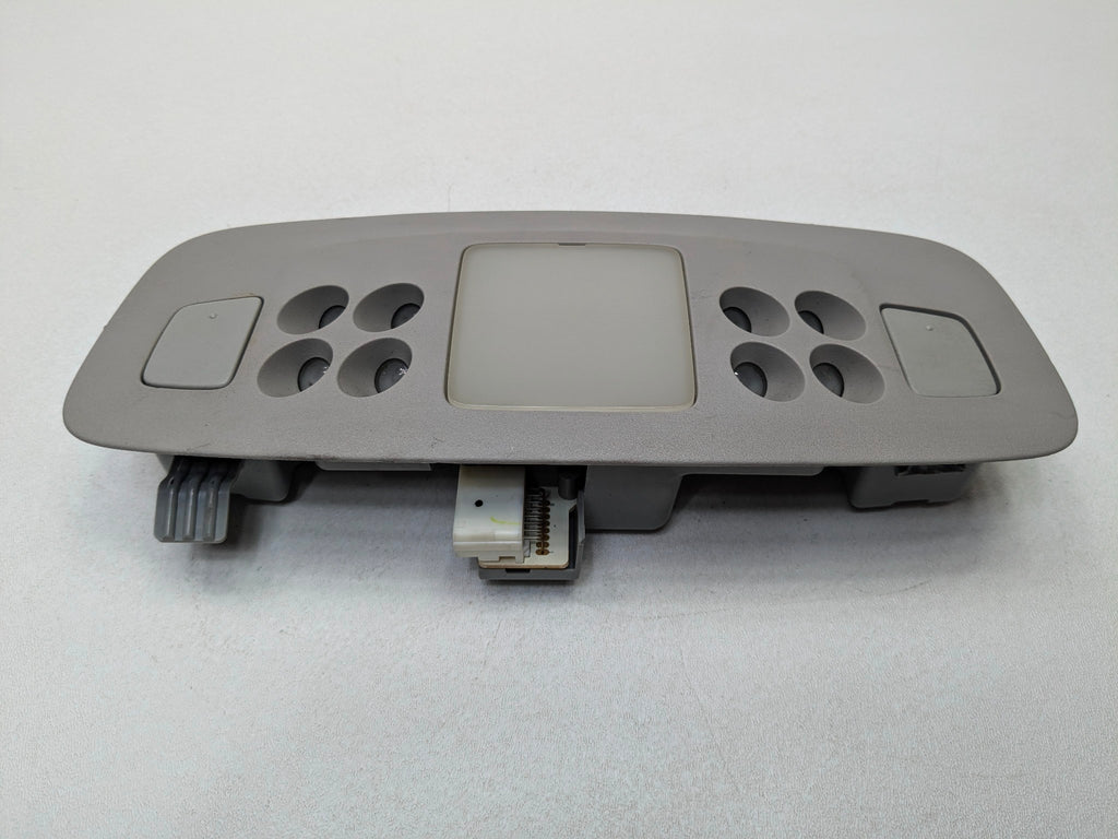 06 - 08 OEM LEXUS IS250 REAR ROOF CONSOLE OVER HEAD INTERIOR DOME LIGHT ASSEMBLY