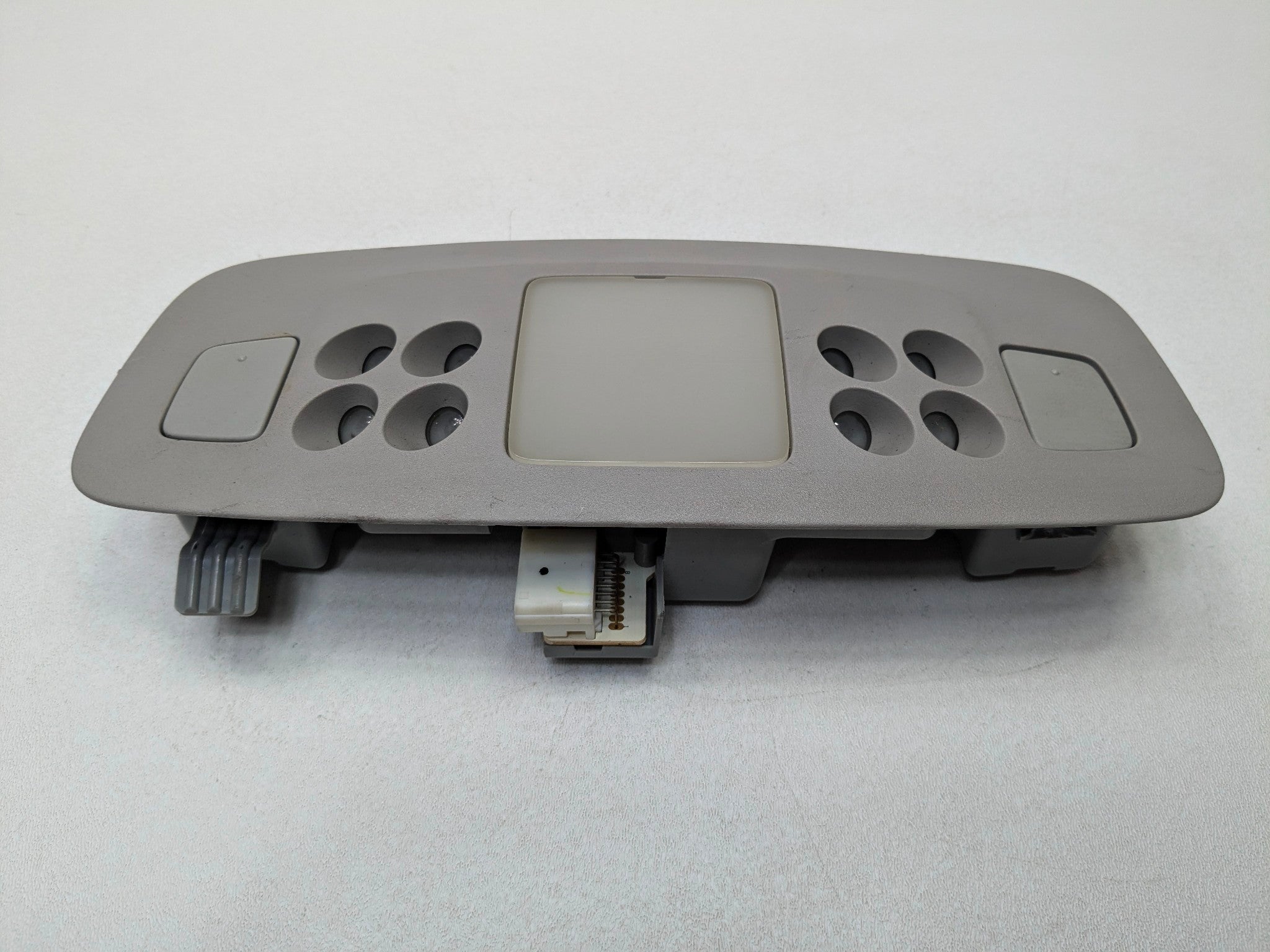 06 - 08 OEM LEXUS IS250 REAR ROOF CONSOLE OVER HEAD INTERIOR DOME LIGHT ASSEMBLY