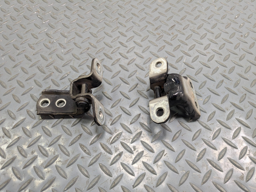 06 - 08 OEM LEXUS IS250 FRONT RIGHT PASSENGER DOOR HINGE UPPER AND LOWER SET