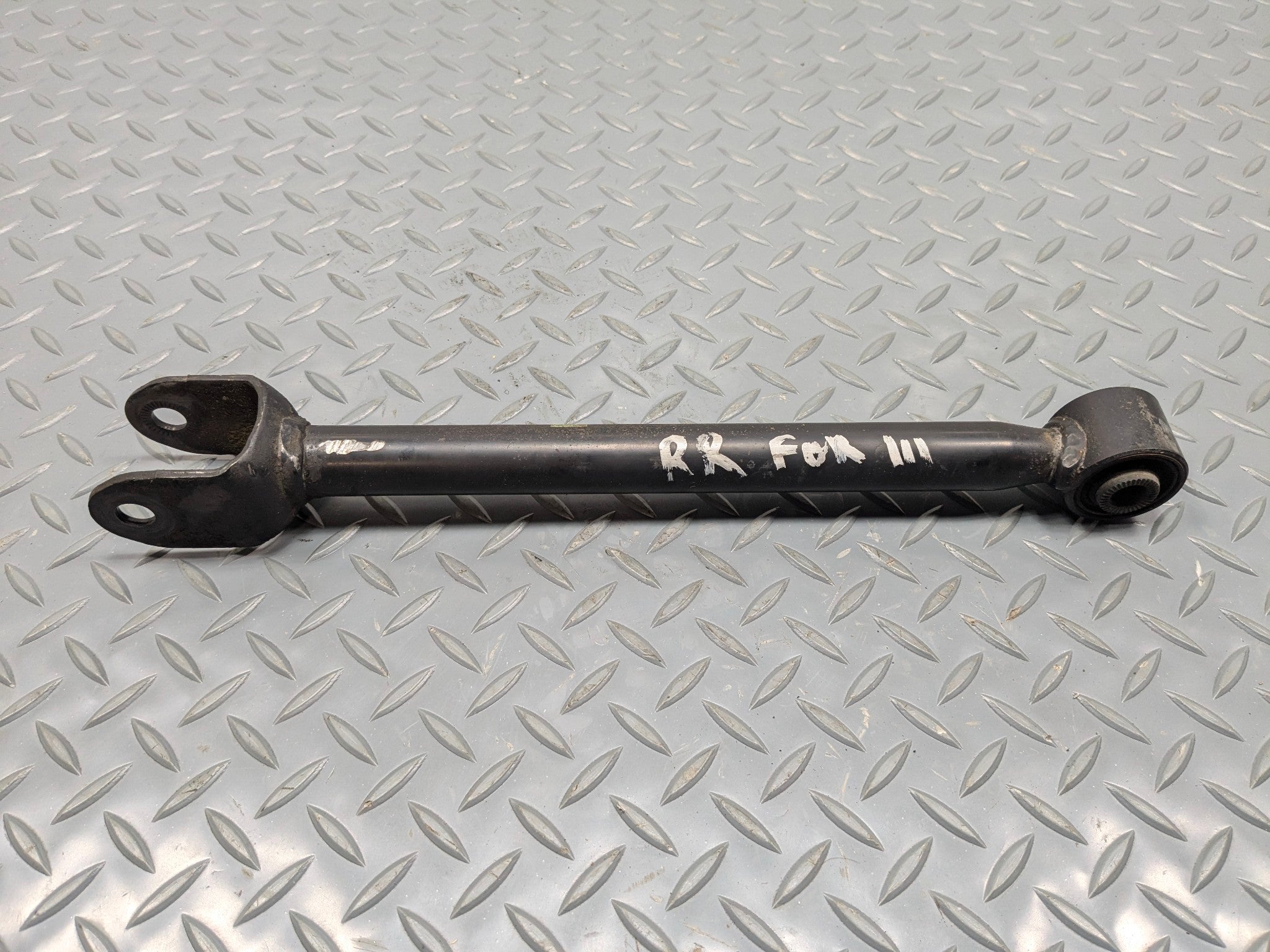 06 - 08 OEM LEXUS IS250 REAR RIGHT PASSENGER SIDE SUSPENSION LOWER CONTROL ARM