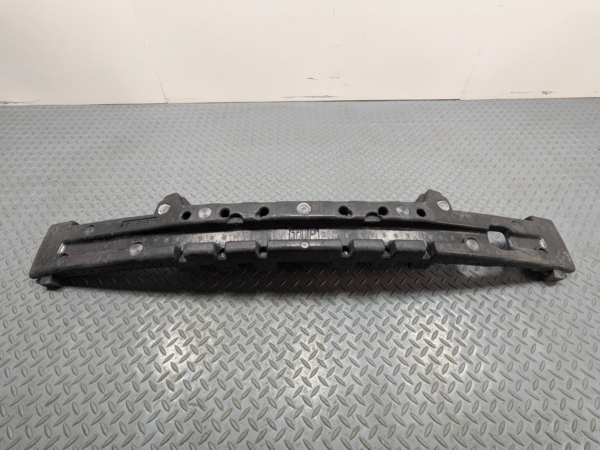 06 - 08 OEM LEXUS IS250 FRONT BUMPER REINFORCEMENT IMPACT ENERGY ABSORBER FOAM
