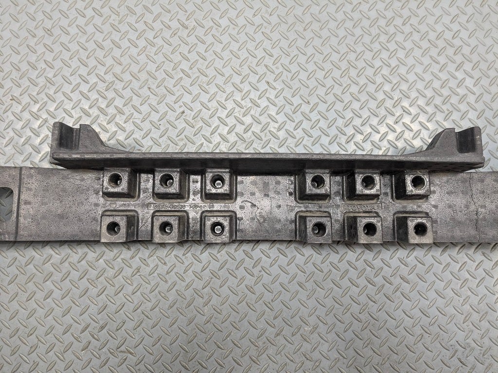 06 - 08 OEM LEXUS IS250 FRONT BUMPER REINFORCEMENT IMPACT ENERGY ABSORBER FOAM