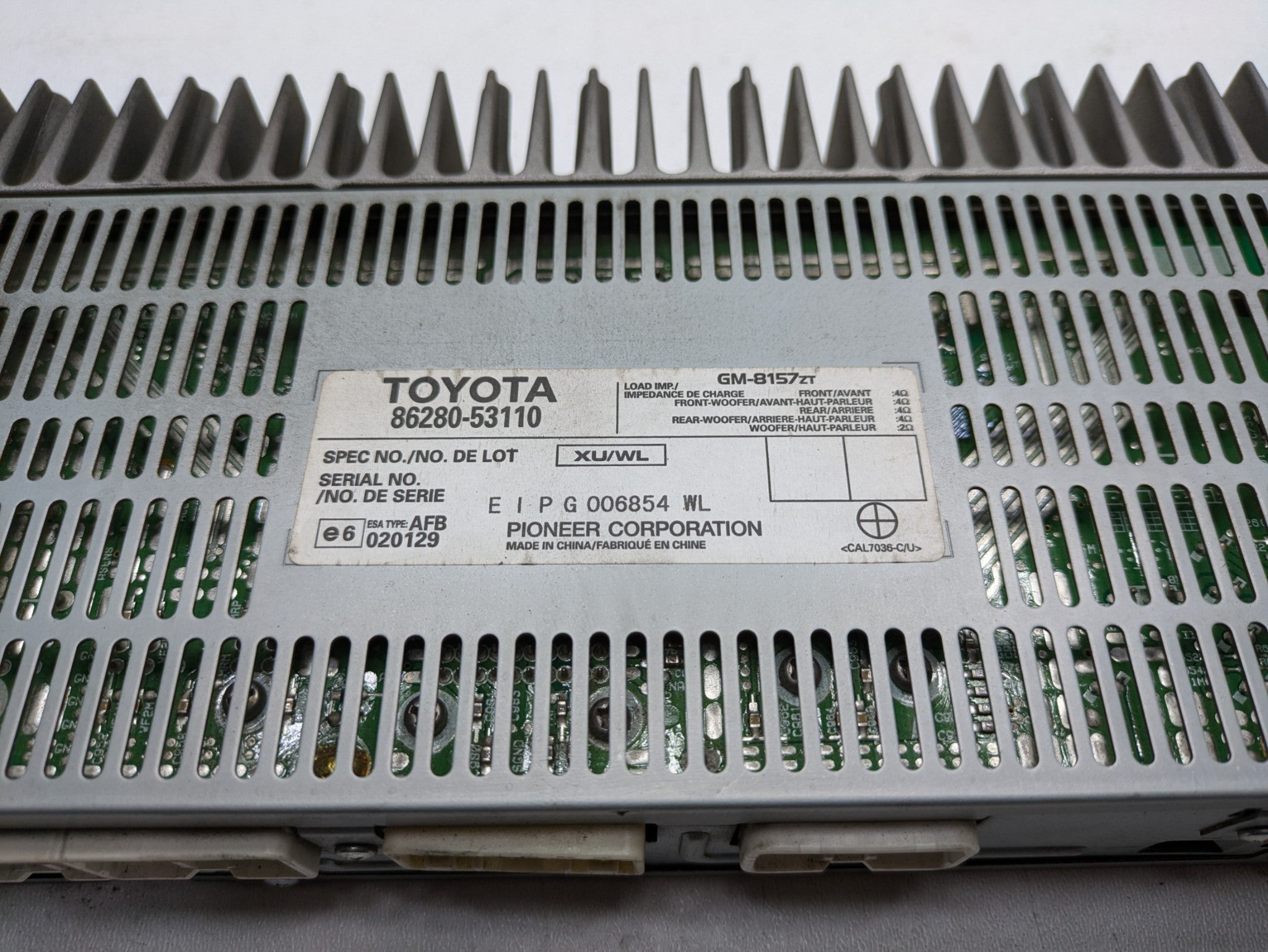 2006 - 2008 OEM LEXUS IS250 AUDIO RADIO SOUND SYSTEM AMPLIFIER MODULE