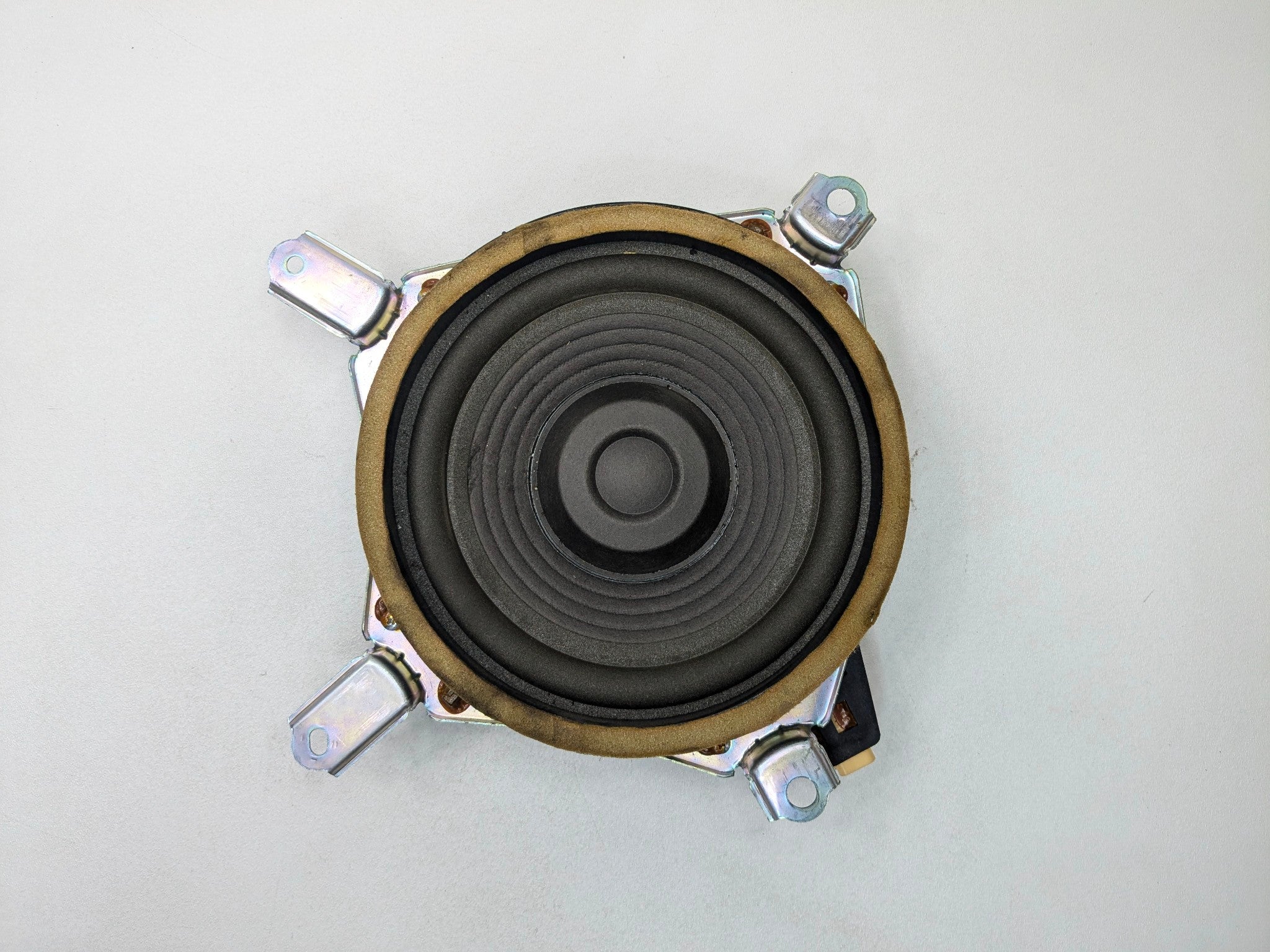 2006 - 2008 OEM LEXUS IS250 REAR DECK AUDIO SOUND SYSTEM SUBWOOFER SPEAKER