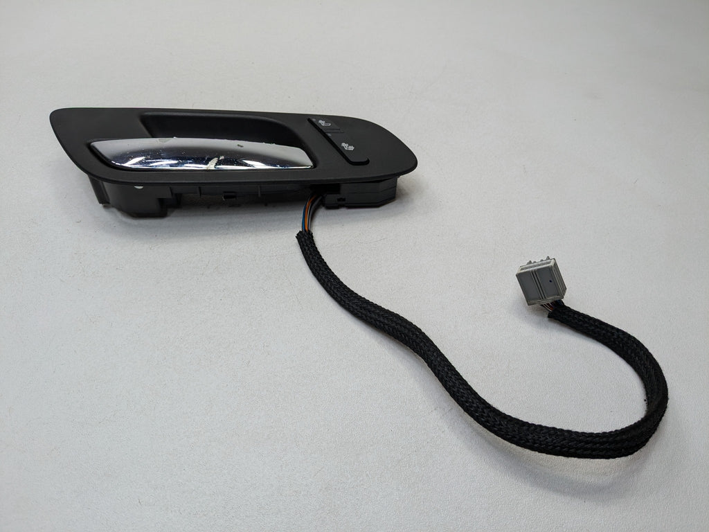 08 - 09 OEM CHEVROLET TAHOE HYBRID FRONT LEFT DRIVER SIDE INTERIOR DOOR HANDLE