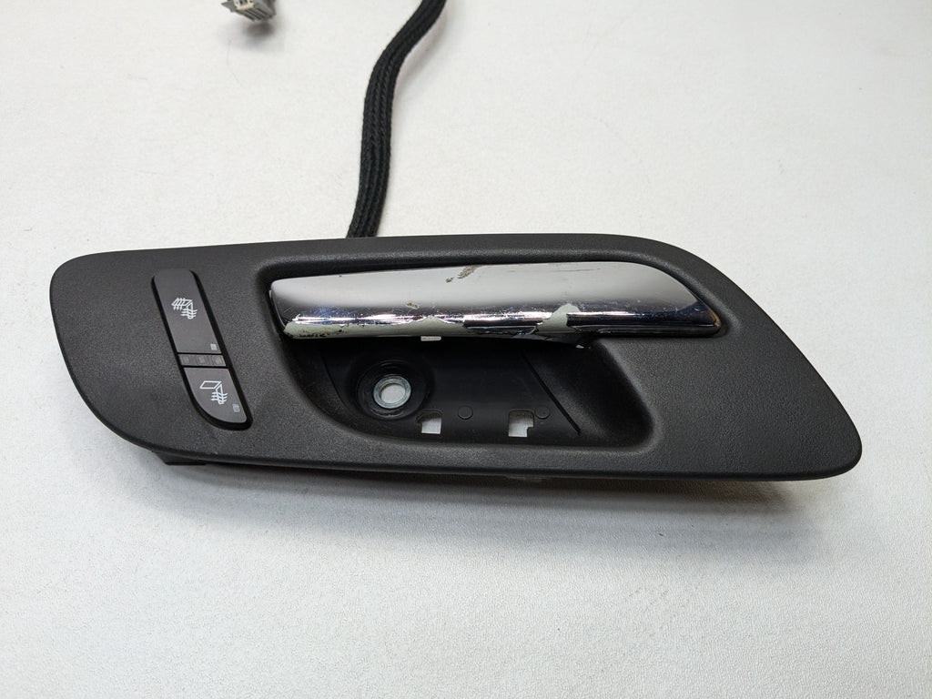 08 - 09 OEM CHEVROLET TAHOE HYBRID FRONT LEFT DRIVER SIDE INTERIOR DOOR HANDLE