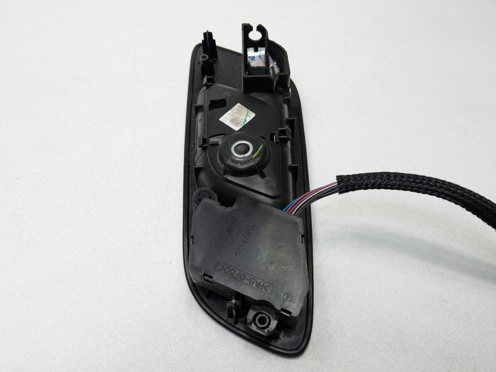 08 - 09 OEM CHEVROLET TAHOE HYBRID FRONT LEFT DRIVER SIDE INTERIOR DOOR HANDLE