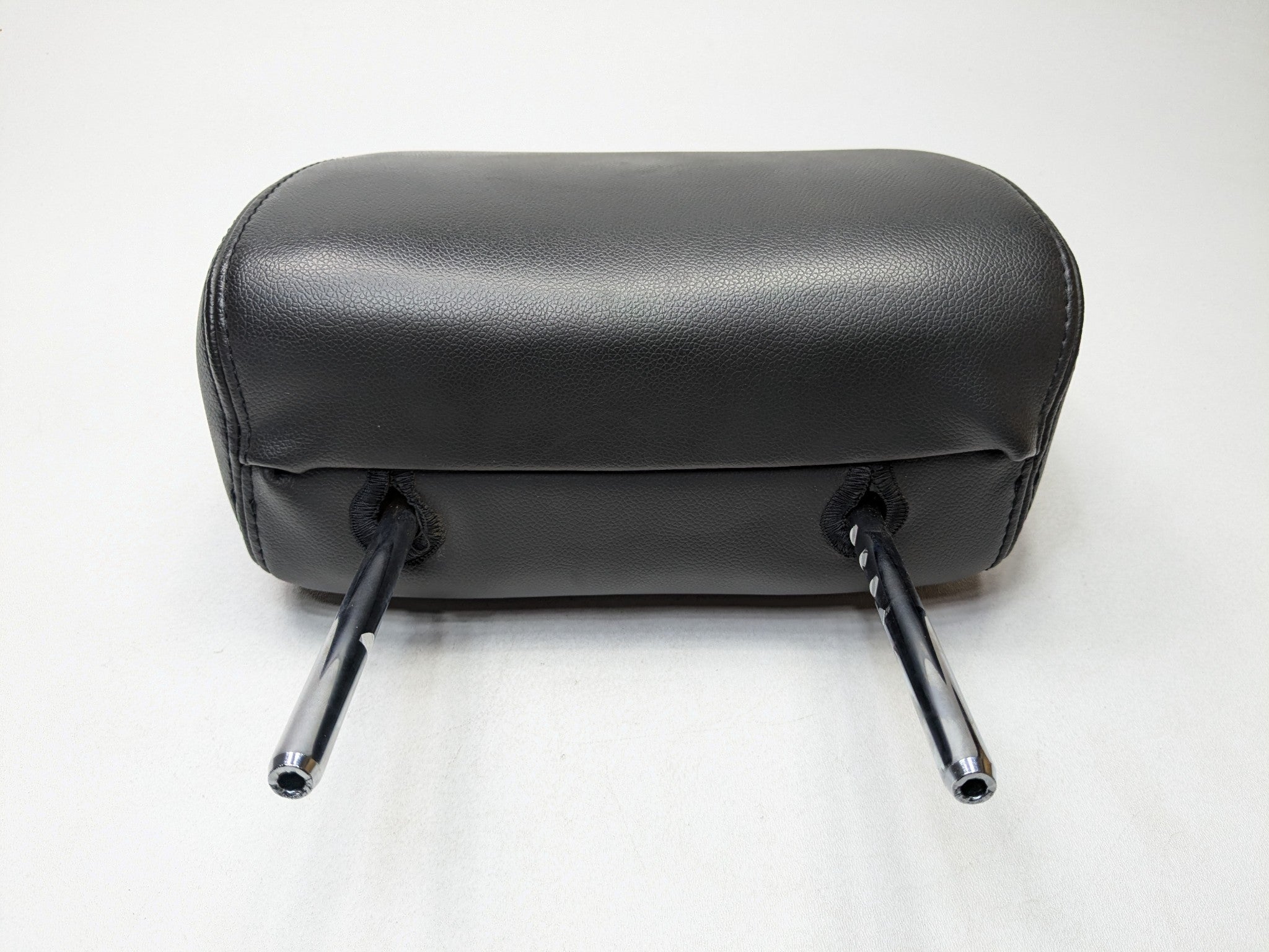 08 - 09 OEM CHEVROLET TAHOE HYBRID FRONT LEFT DRIVER SIDE SEAT HEADREST ASSEMBLY