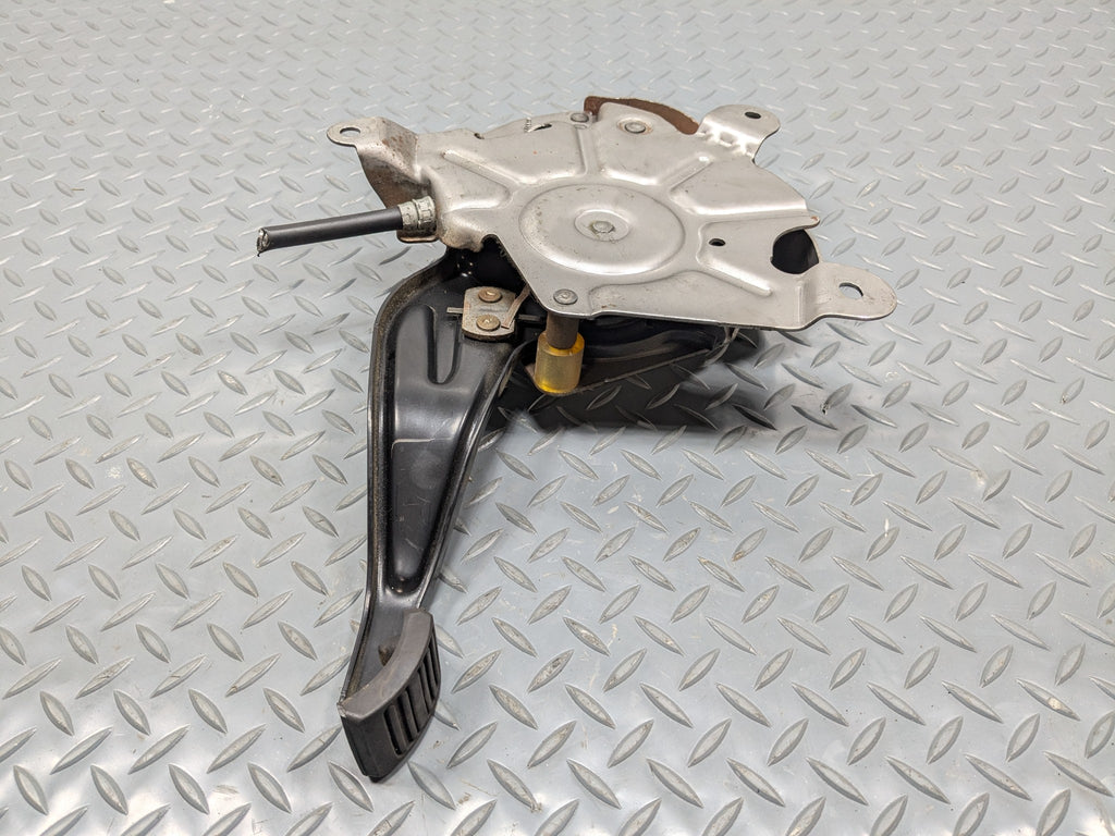 08 - 09 OEM CHEVROLET TAHOE HYBRID EMERGENCY BRAKE STOP FOOT PEDAL WITH BRACKET