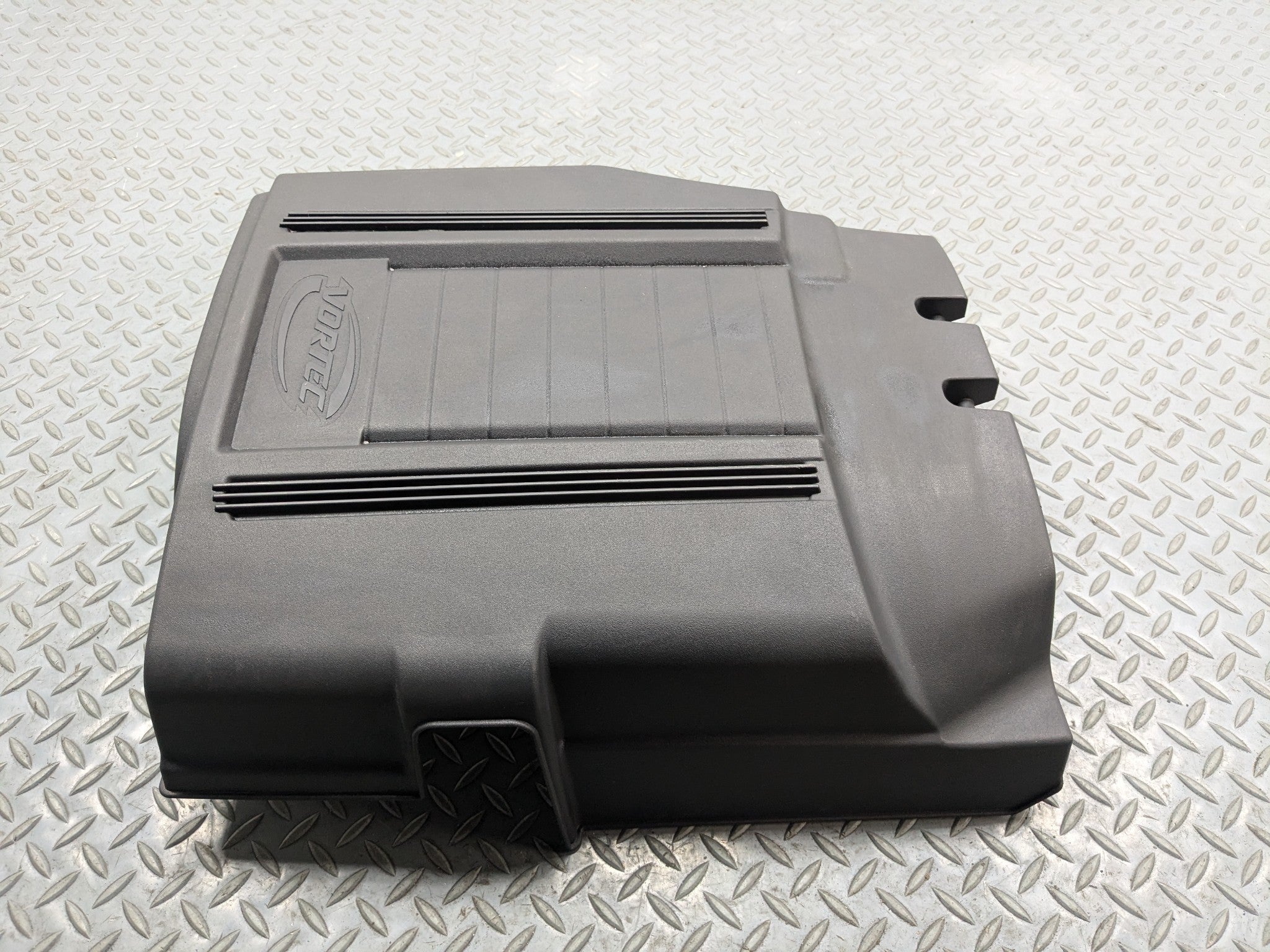 08 - 09 OEM CHEVROLET TAHOE HYBRID UPPER TOP ENGINE APPEARANCE COVER ASSEMBLY