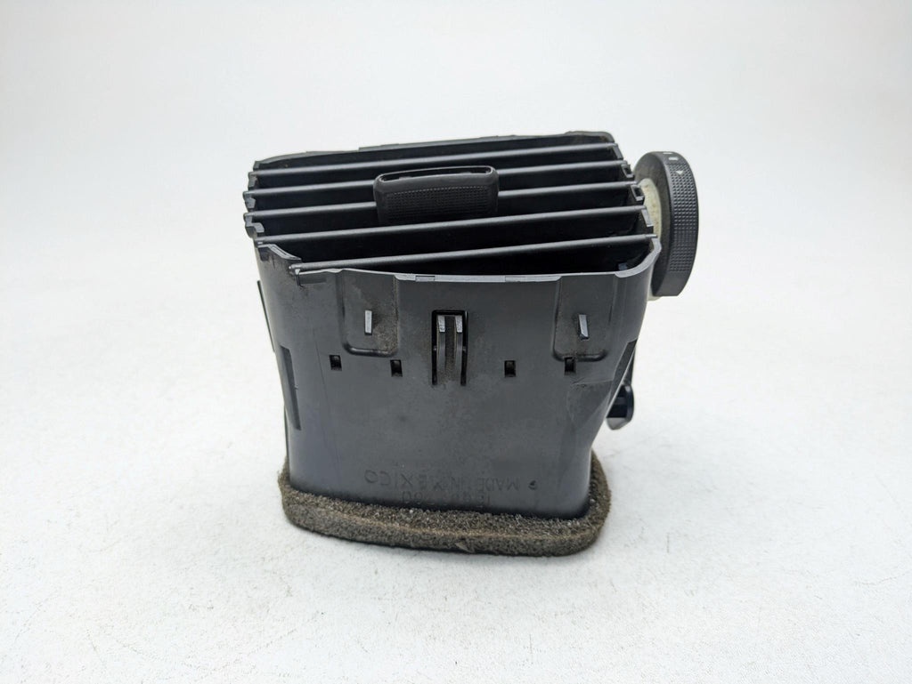 08 - 09 OEM CHEVROLET TAHOE HYBRID FRONT RIGHT SIDE AC AIR HEATER VENTS ASSEMBLY