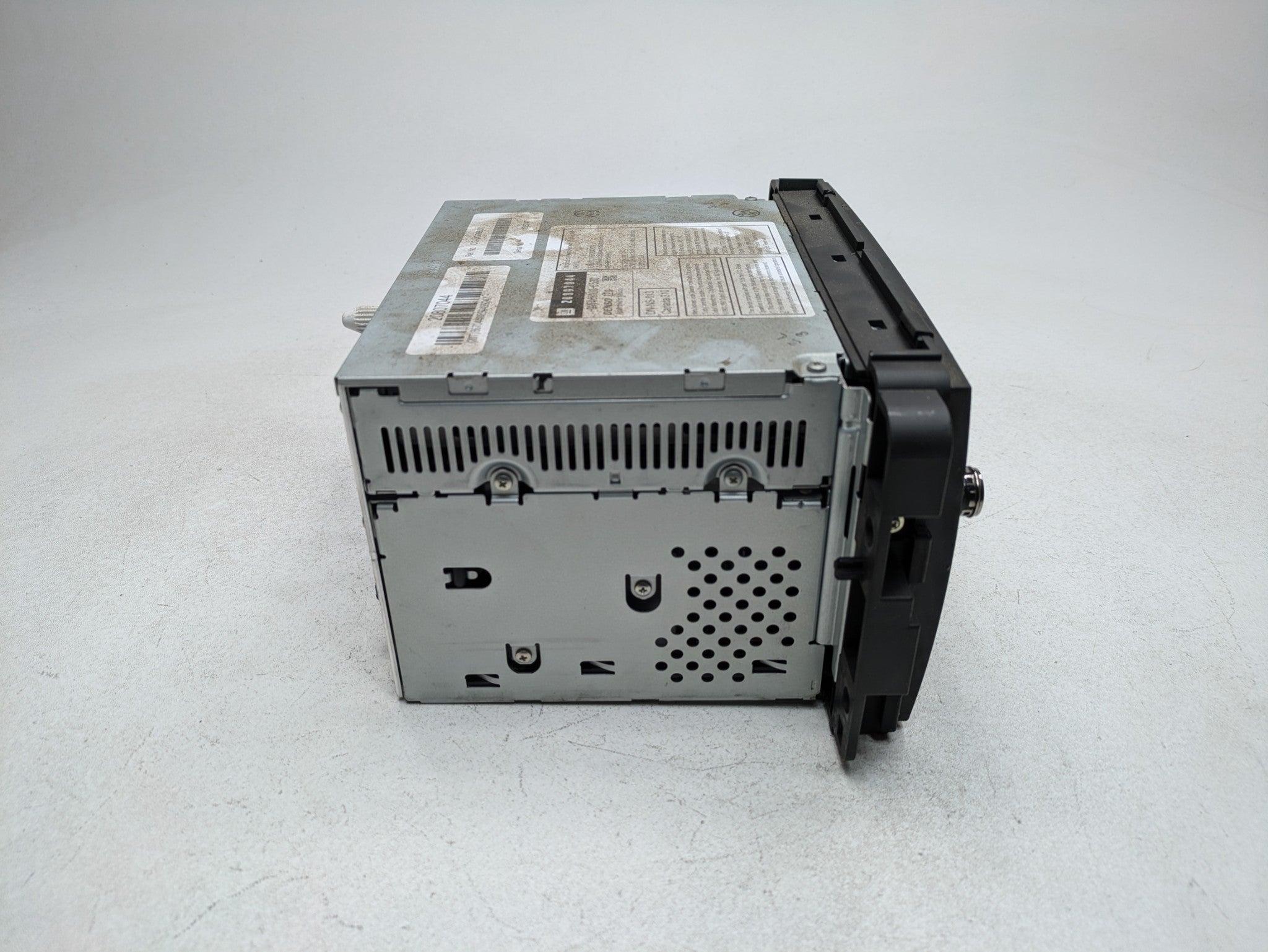 08 - 09 OEM CHEVROLET TAHOE HYBRID RADIO NAVIGATION DISPLAY SCREEN DVD PLAYER