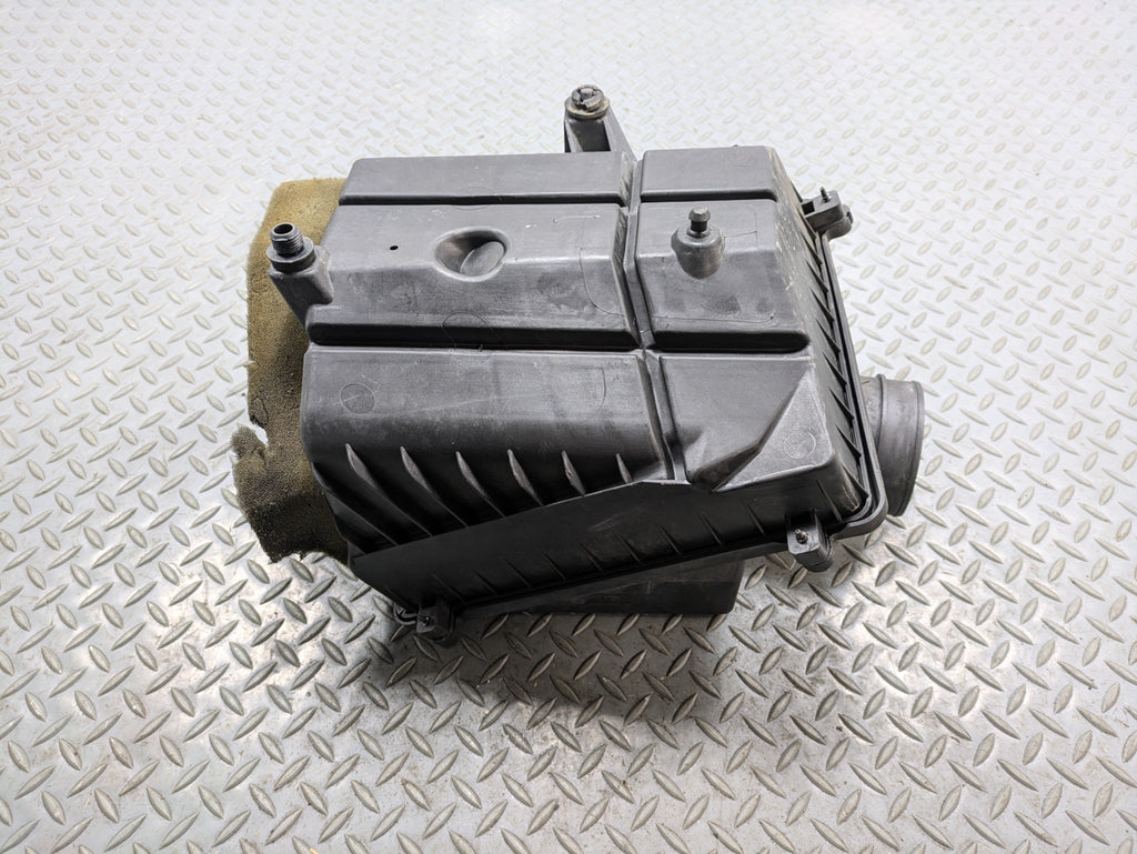 08 - 09 OEM CHEVROLET TAHOE HYBRID ENGINE AIR CLEANER FILTER BOX ASSEMBLY 6.0L