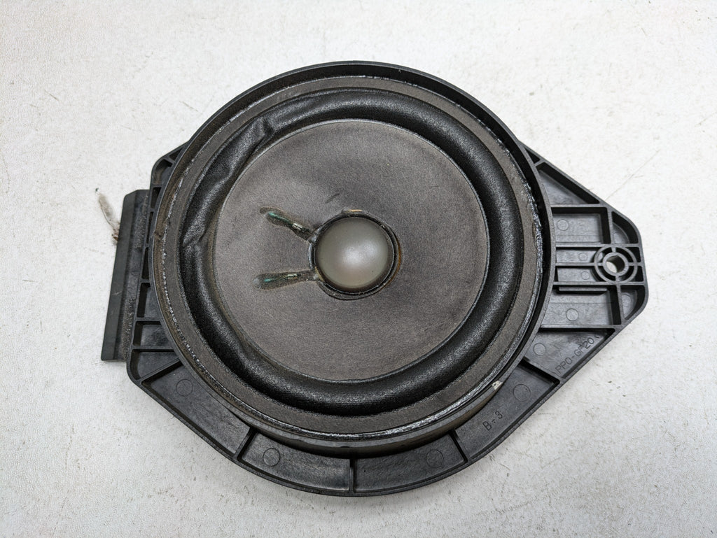 2008 - 2009 OEM CHEVROLET TAHOE HYBRID FRONT AND REAR AUDIO SPEAKER SET OF 6