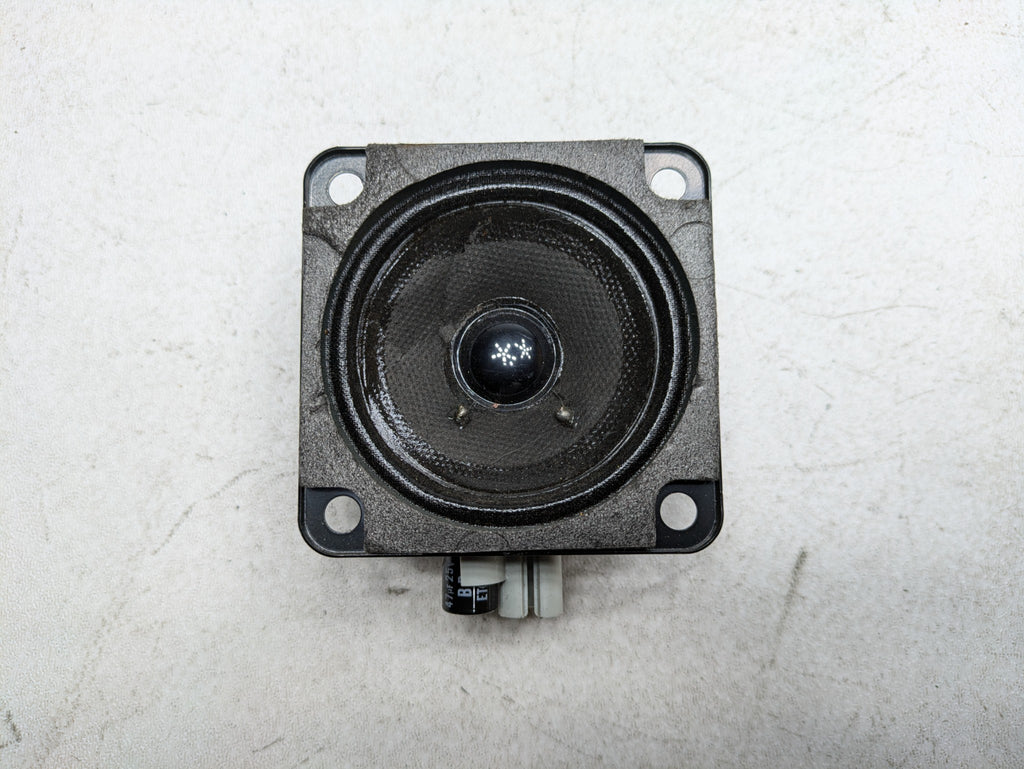 2008 - 2009 OEM CHEVROLET TAHOE HYBRID FRONT AND REAR AUDIO SPEAKER SET OF 6