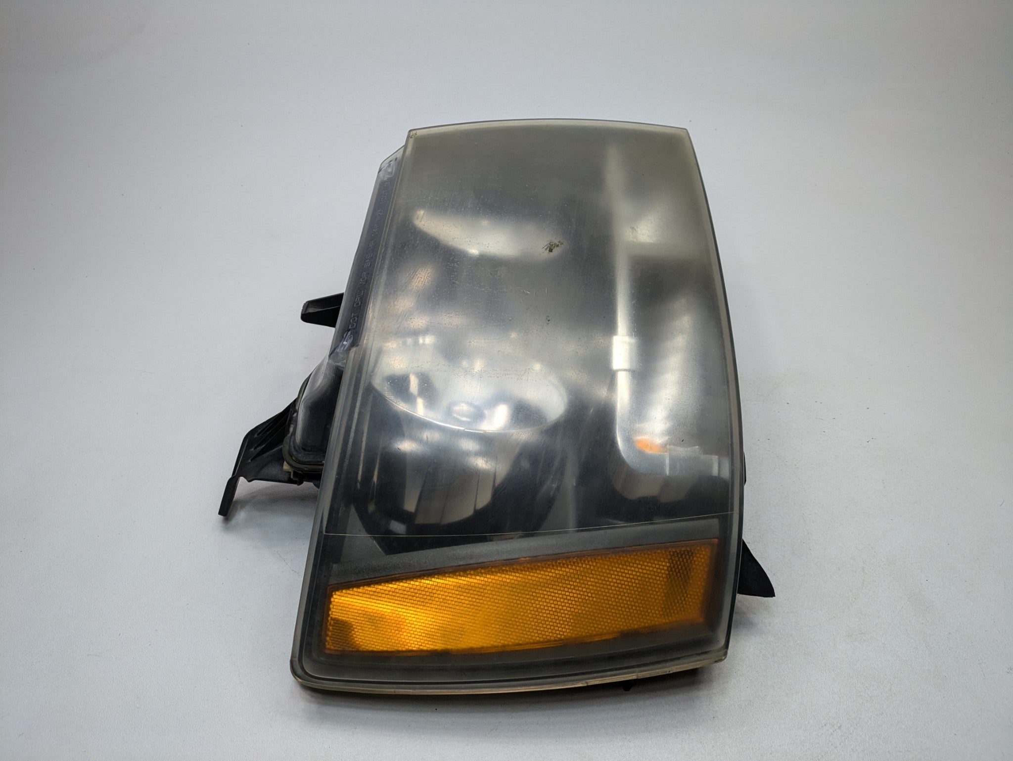 08 - 09 OEM CHEVROLET TAHOE HYBRID FRONT RIGHT SIDE HALOGEN HEADLAMP ASSEMBLY