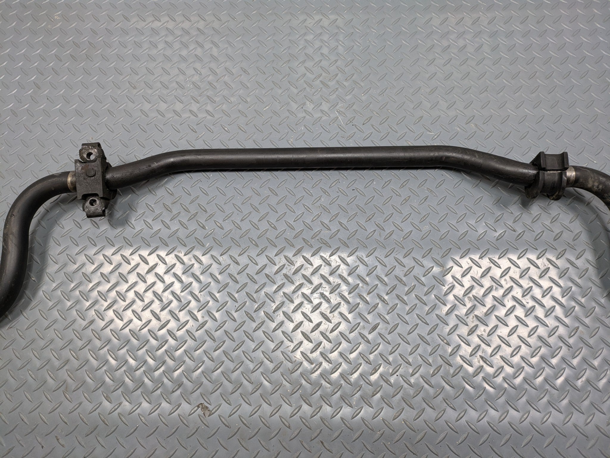 08 -09 OEM CHEVROLET TAHOE HYBRID FRONT SUSPENSION STABILIZER ANTI ROLL SWAY BAR