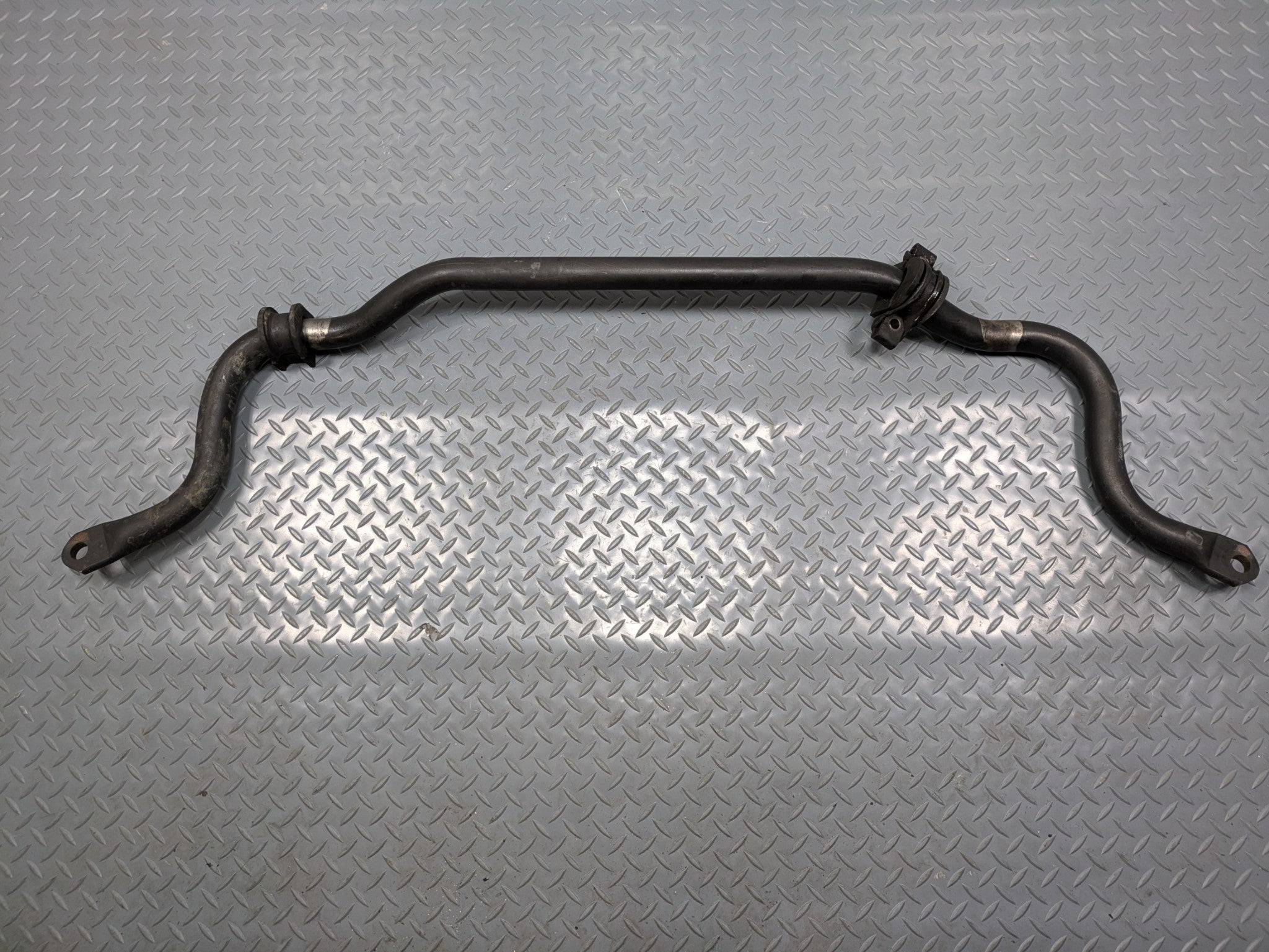 08 -09 OEM CHEVROLET TAHOE HYBRID FRONT SUSPENSION STABILIZER ANTI ROLL SWAY BAR