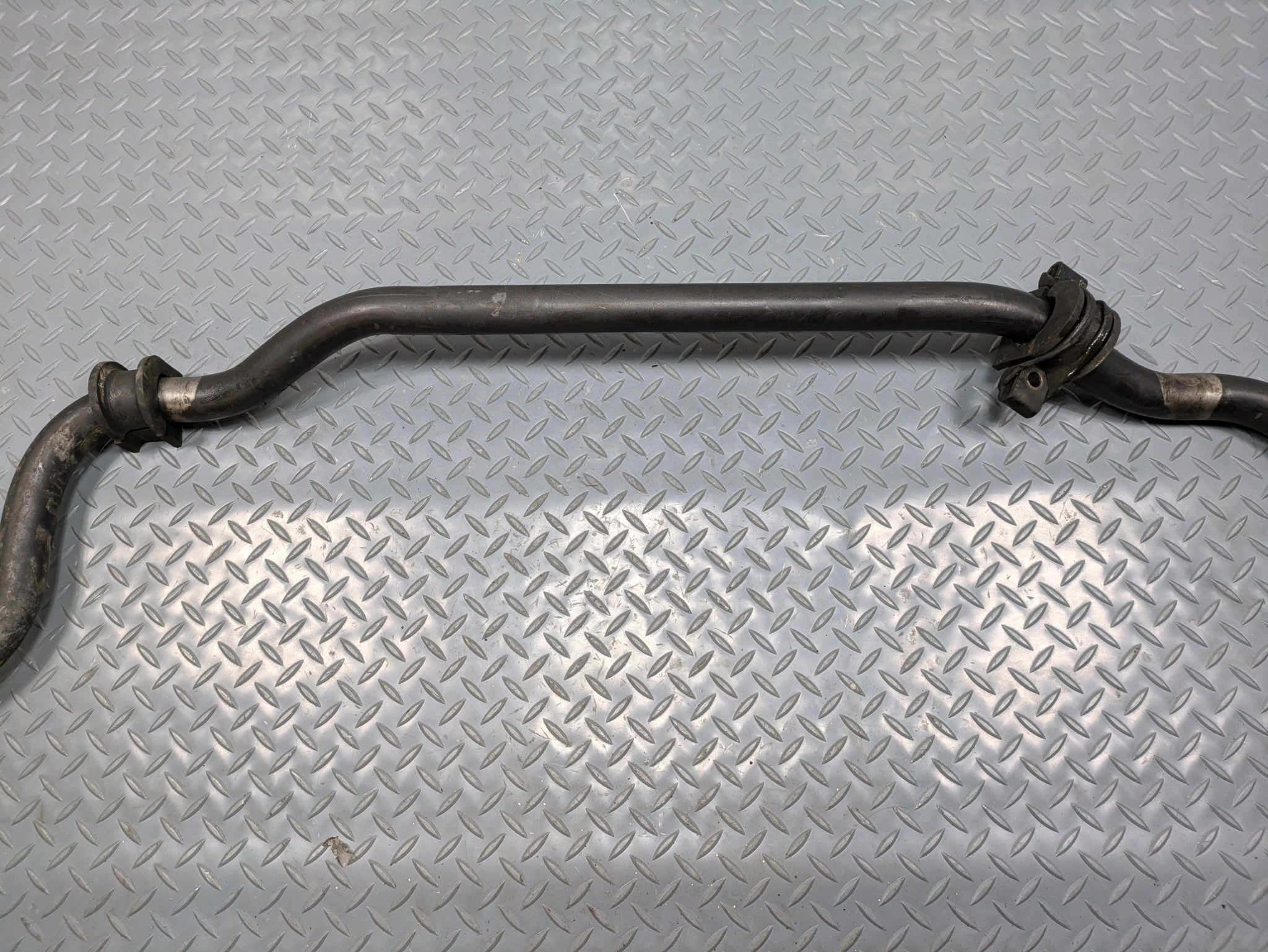 08 -09 OEM CHEVROLET TAHOE HYBRID FRONT SUSPENSION STABILIZER ANTI ROLL SWAY BAR