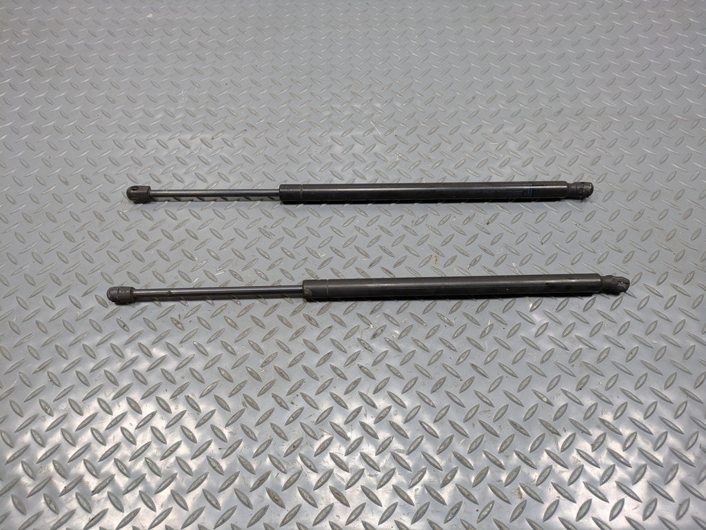 08 - 09 OEM CHEVROLET TAHOE HYBRID REAR LEFT AND RIGHT HATCH SUPPORT STRUTS SET