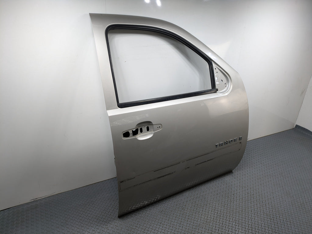 08 - 09 OEM CHEVROLET TAHOE HYBRID FRONT RIGHT PASSENGER SIDE DOOR SHELL PANEL