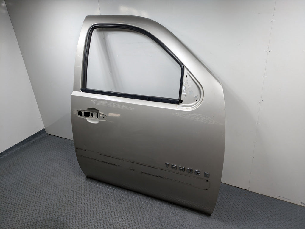 08 - 09 OEM CHEVROLET TAHOE HYBRID FRONT RIGHT PASSENGER SIDE DOOR SHELL PANEL