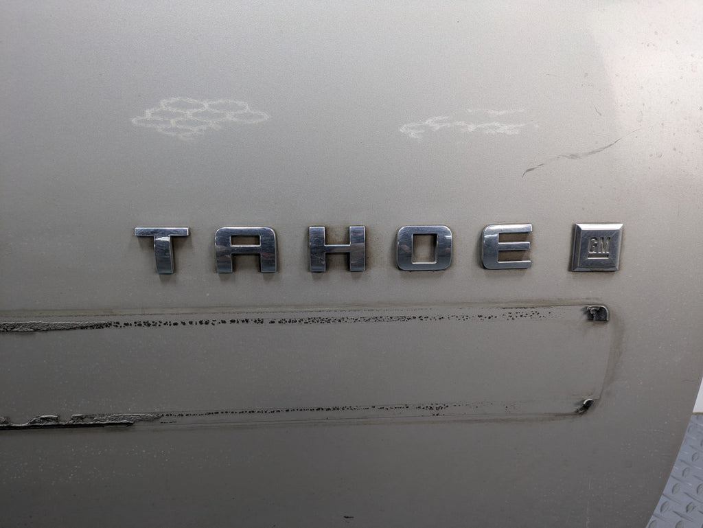 08 - 09 OEM CHEVROLET TAHOE HYBRID FRONT RIGHT PASSENGER SIDE DOOR SHELL PANEL