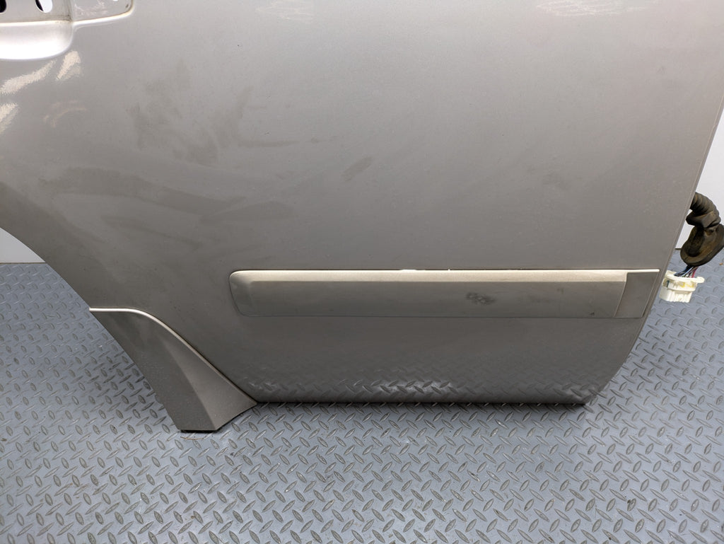 08 - 09 OEM CHEVROLET TAHOE HYBRID REAR RIGHT PASSENGER SIDE DOOR SHELL PANEL